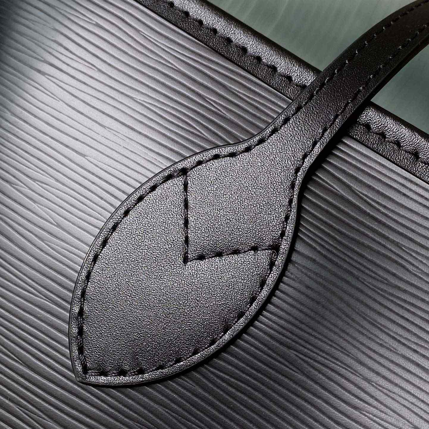 Louis Vuitton Neverfull MM   M11930 - PerfectKickZ