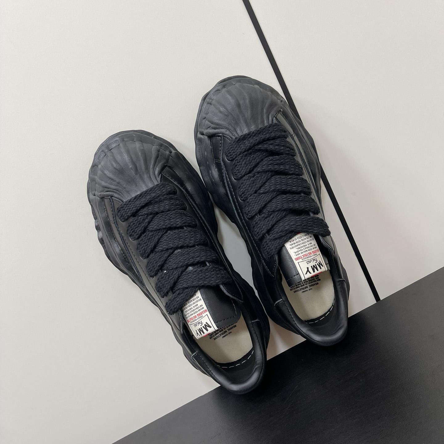 Maison Mihara Yasuhiro Blakey OG Sole Leather Sneakers - PerfectKickZ