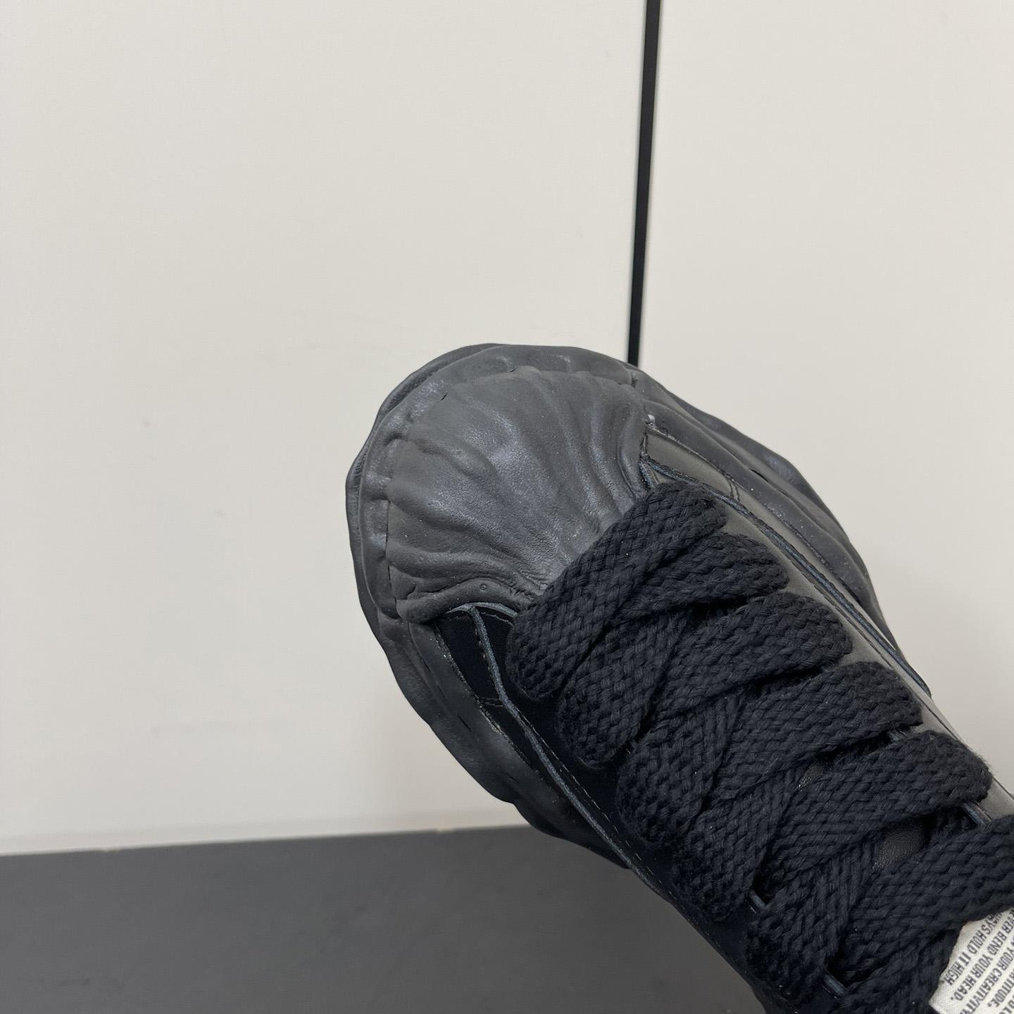 Maison Mihara Yasuhiro Blakey OG Sole Leather Sneakers - PerfectKickZ