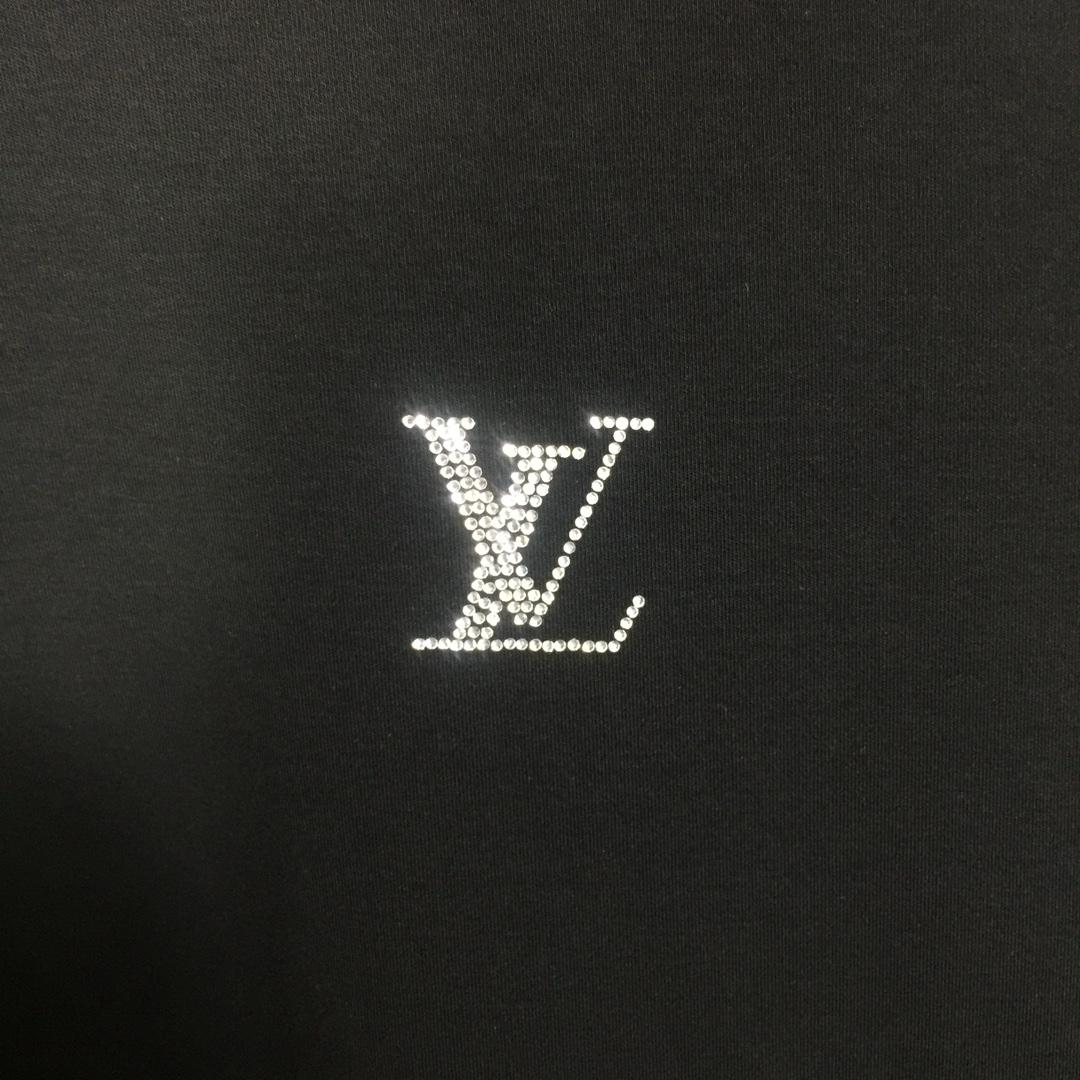 Louis Vuitton Cotton T-Shirt With Crystal - PerfectKickZ