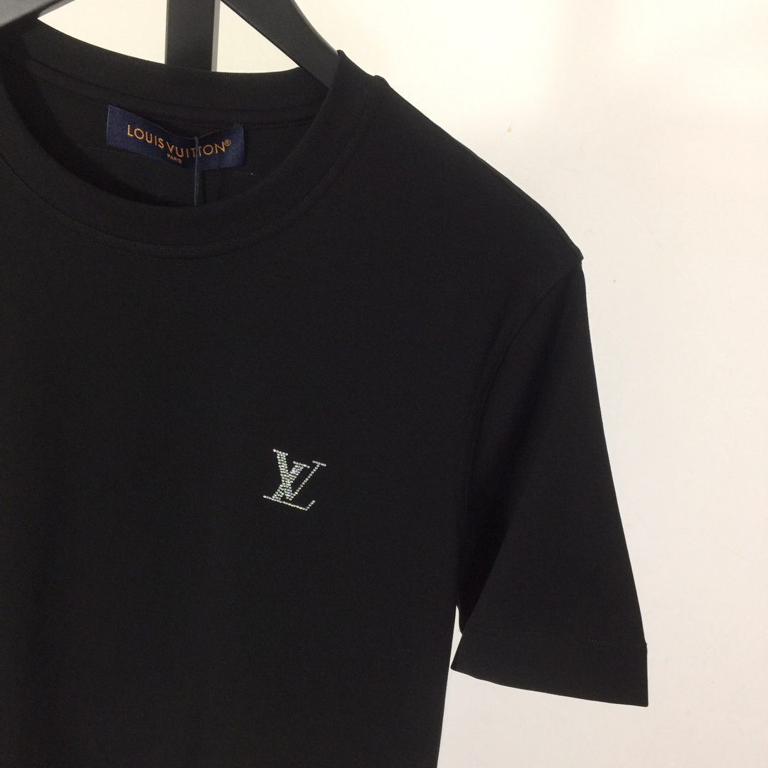 Louis Vuitton Cotton T-Shirt With Crystal - PerfectKickZ