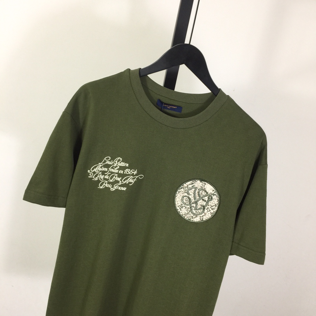 Louis Vuitton Damier Pique T-Shirt  1AGKLJ - PerfectKickZ