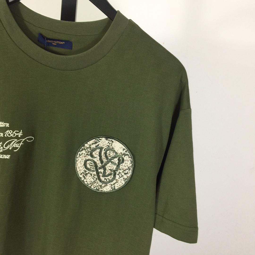 Louis Vuitton Damier Pique T-Shirt  1AGKLJ - PerfectKickZ