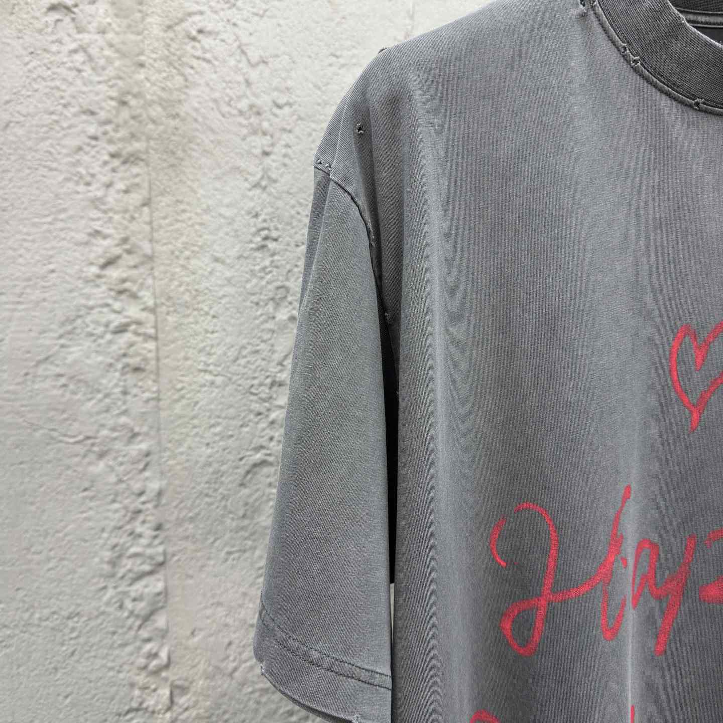 Balenciaga Lipstick Valentines T-Shirt Small Fit  - PerfectKickZ