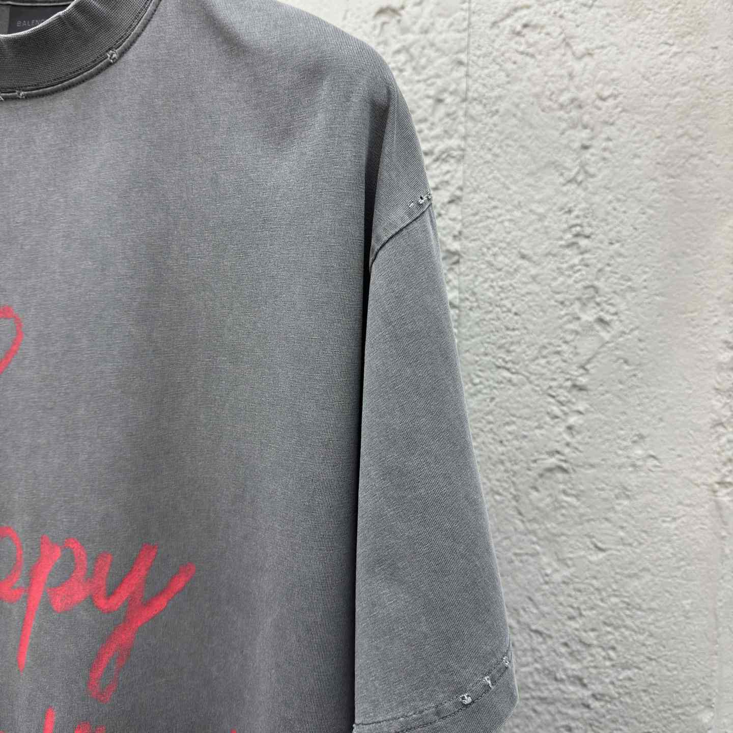 Balenciaga Lipstick Valentines T-Shirt Small Fit  - PerfectKickZ