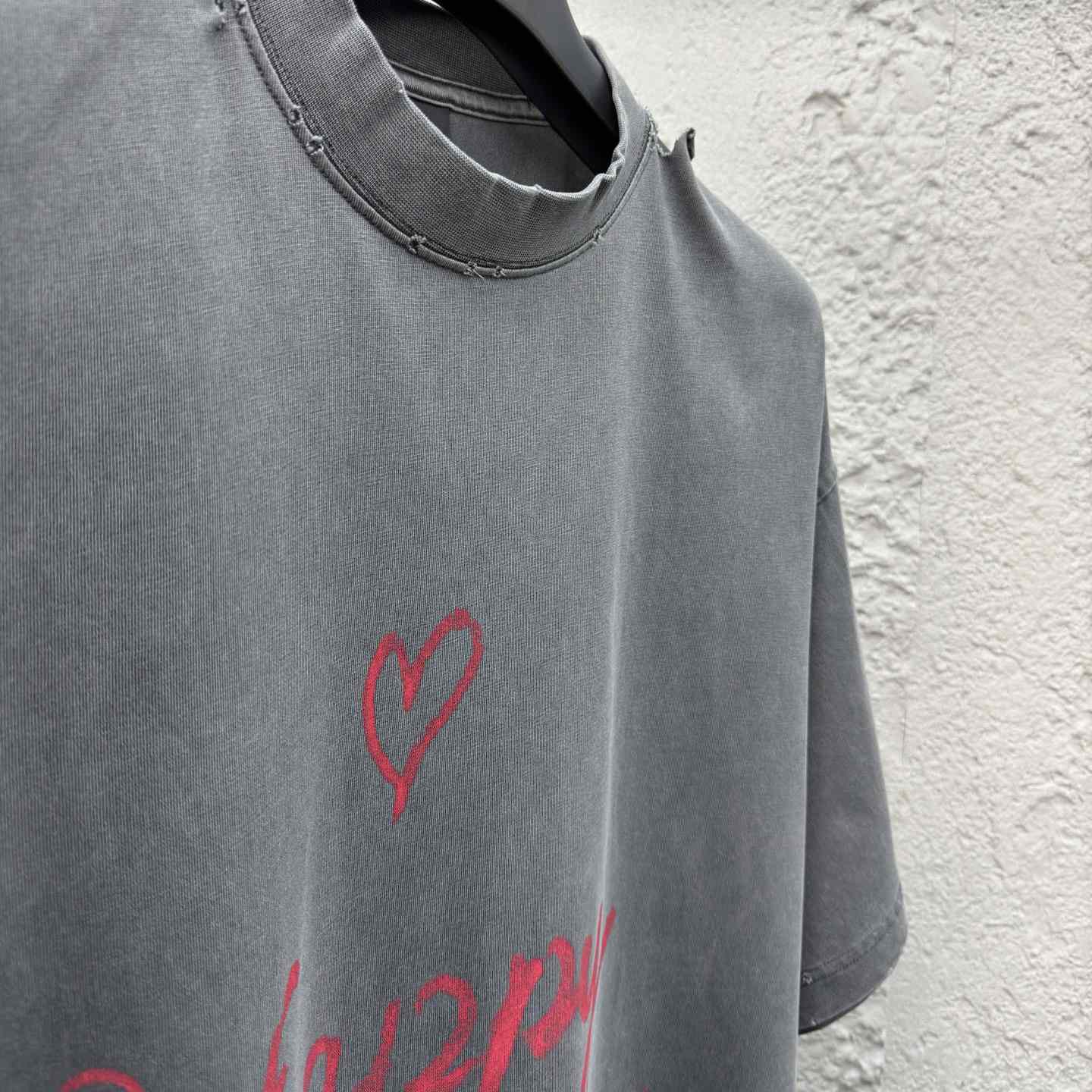 Balenciaga Lipstick Valentines T-Shirt Small Fit  - PerfectKickZ