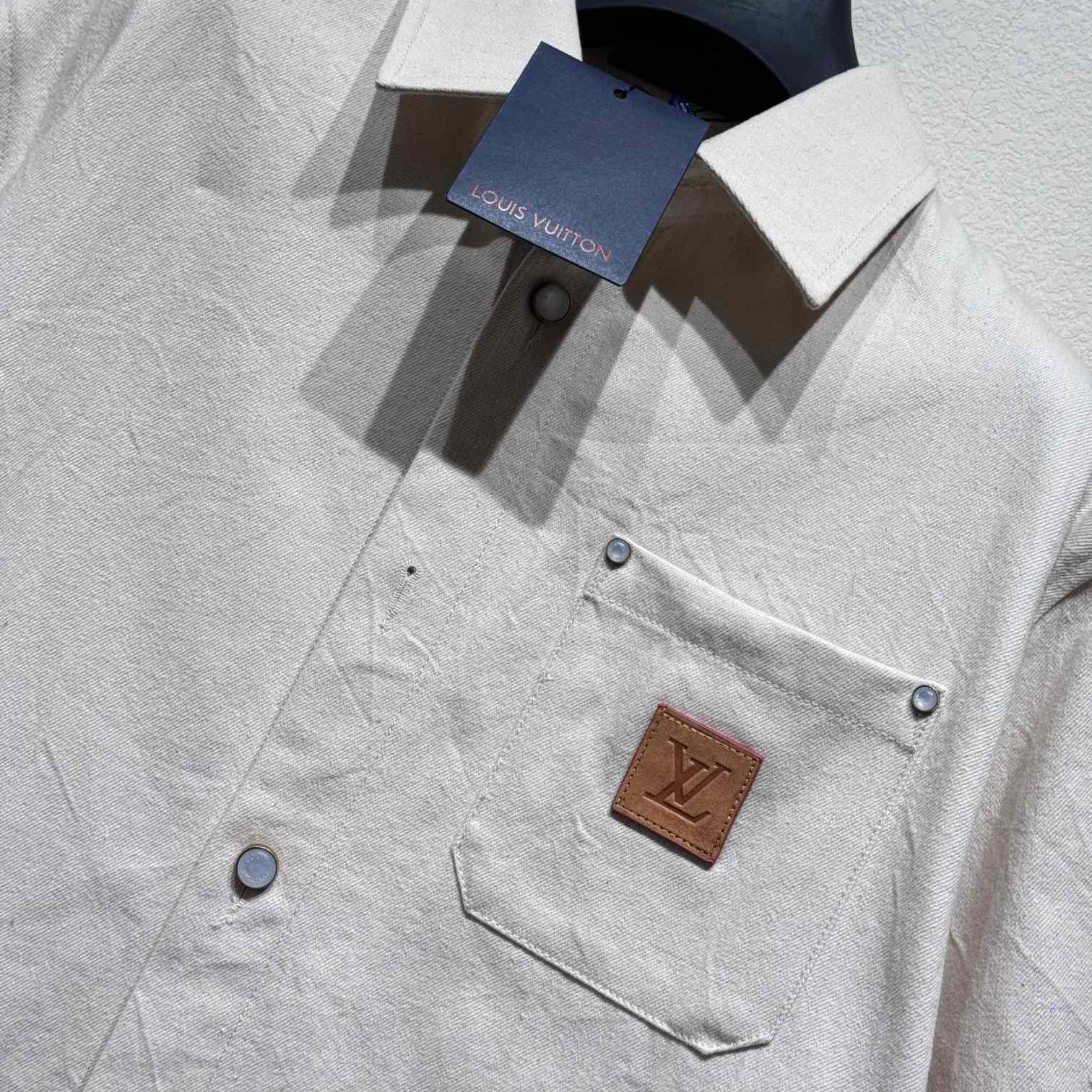 Louis Vuitton Silk-Blend Short-Sleeved Shirt   1AHCHZ - PerfectKickZ