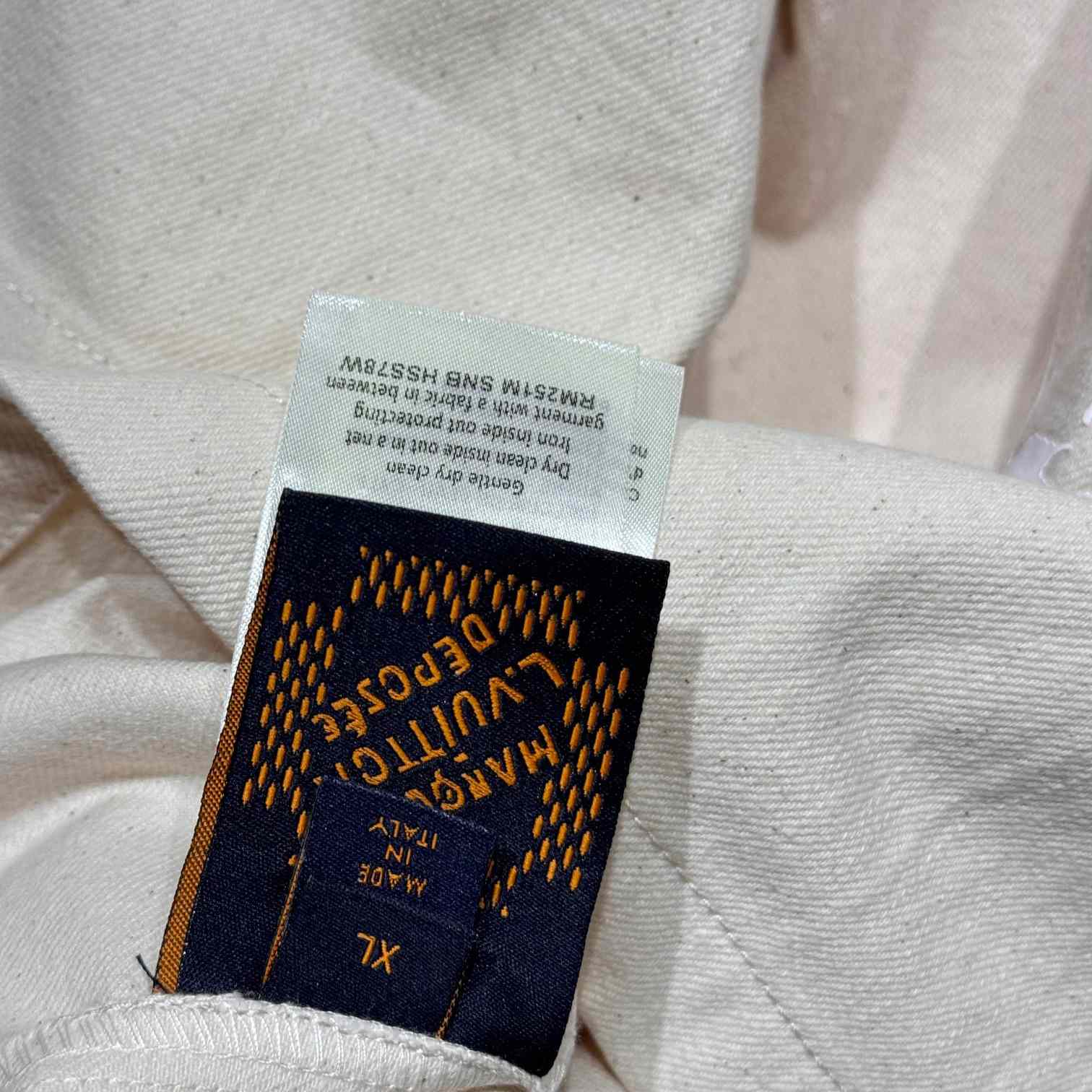 Louis Vuitton Silk-Blend Short-Sleeved Shirt   1AHCHZ - PerfectKickZ