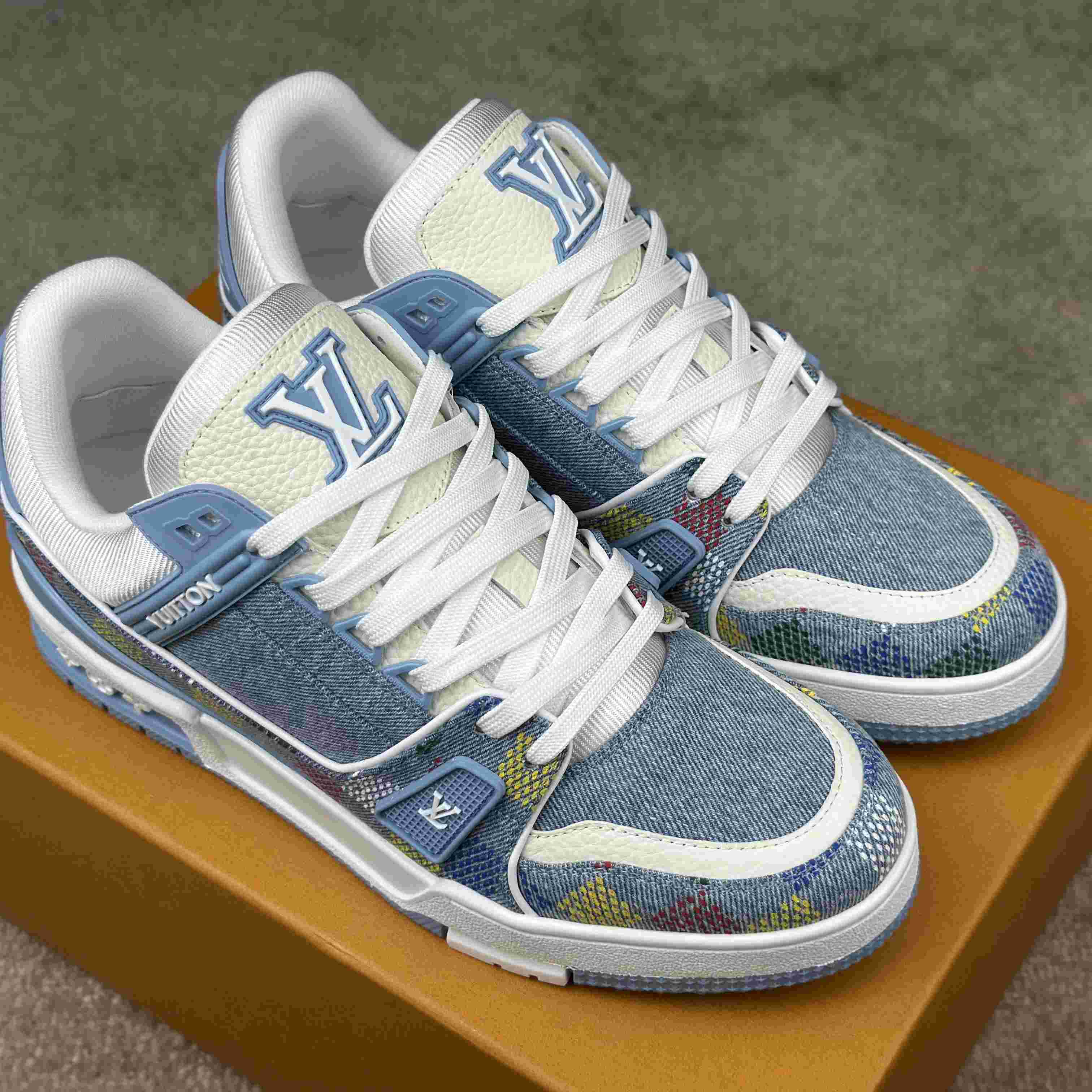 Louis Vuitton LV Trainer Sneaker       1AHCYF - PerfectKickZ