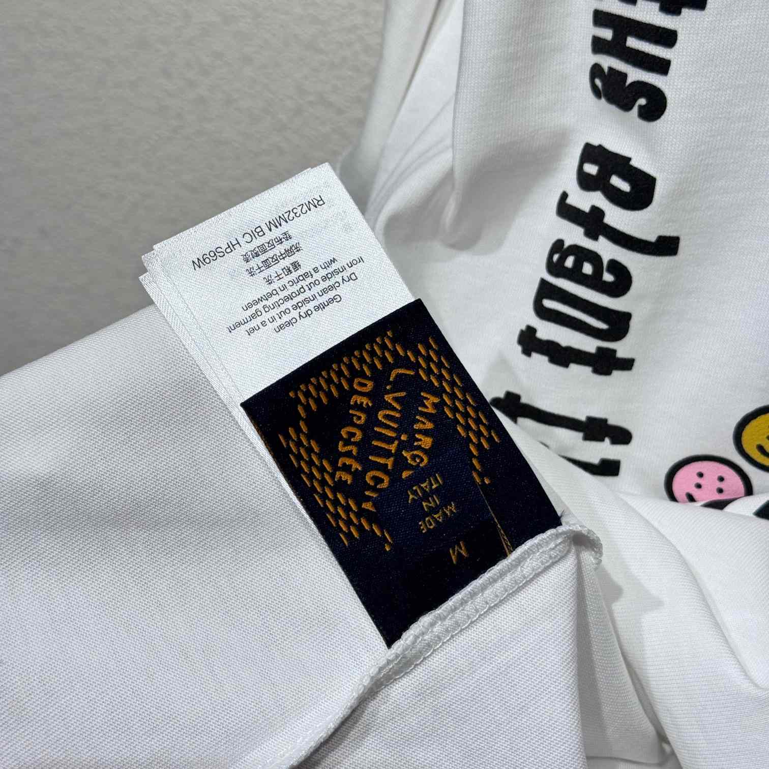 Louis Vuitton Short-Sleeved T-Shirt   - PerfectKickZ