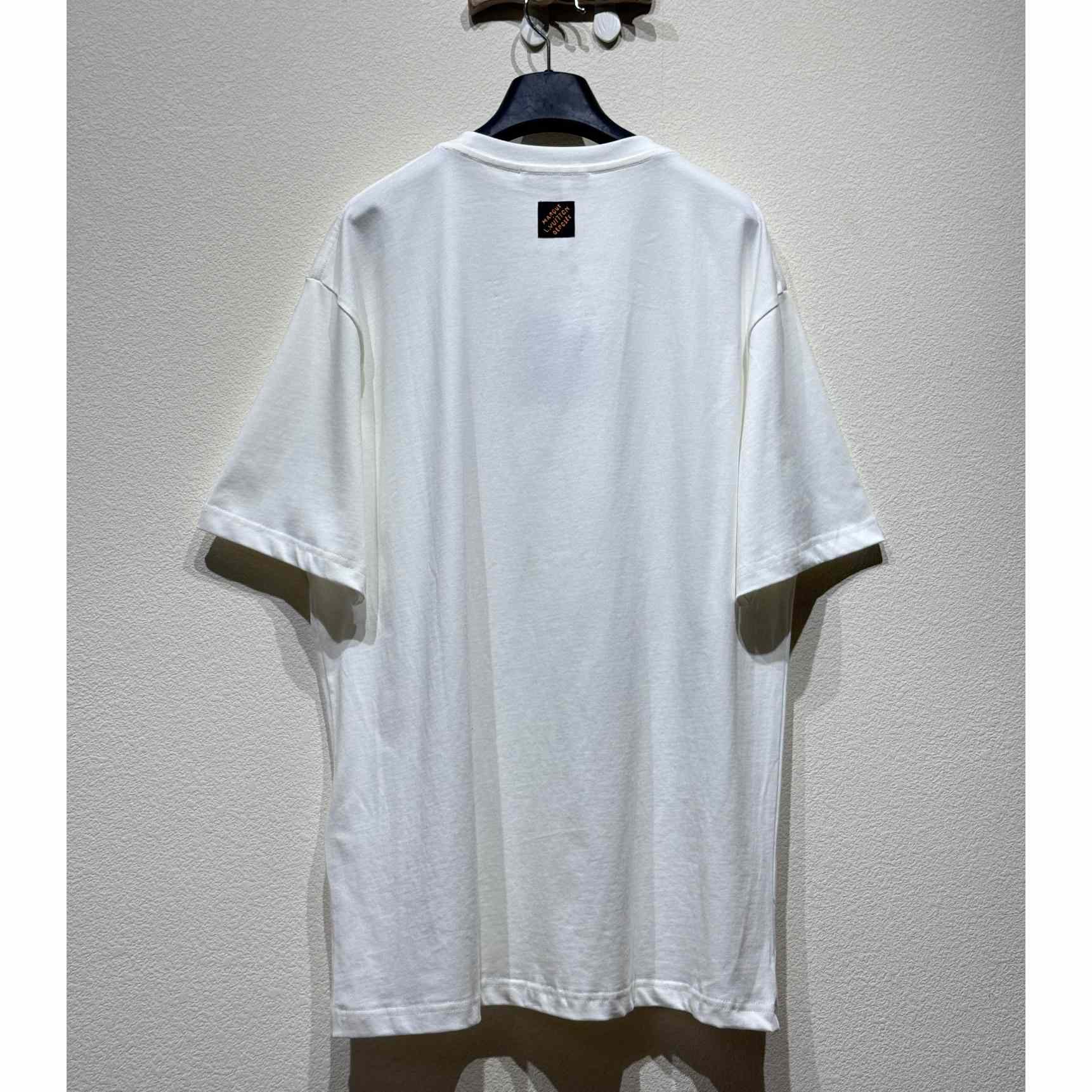 Louis Vuitton LV Vers Embellished Short-Sleeved T-Shirt  1AFR96 - PerfectKickZ