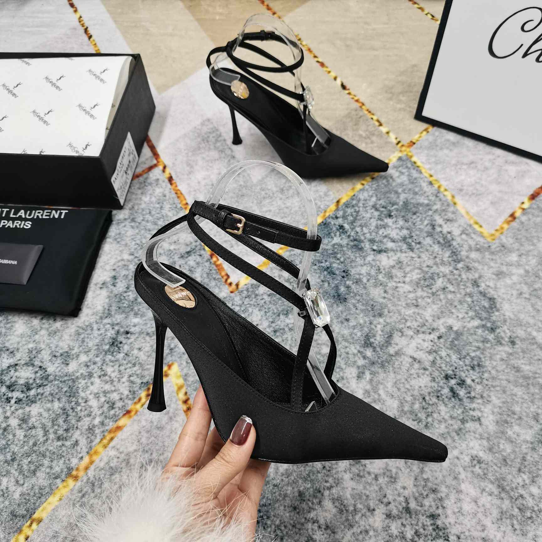 Saint Laurent Harlow Pumps In Satin Crepe And Crystals - PerfectKickZ
