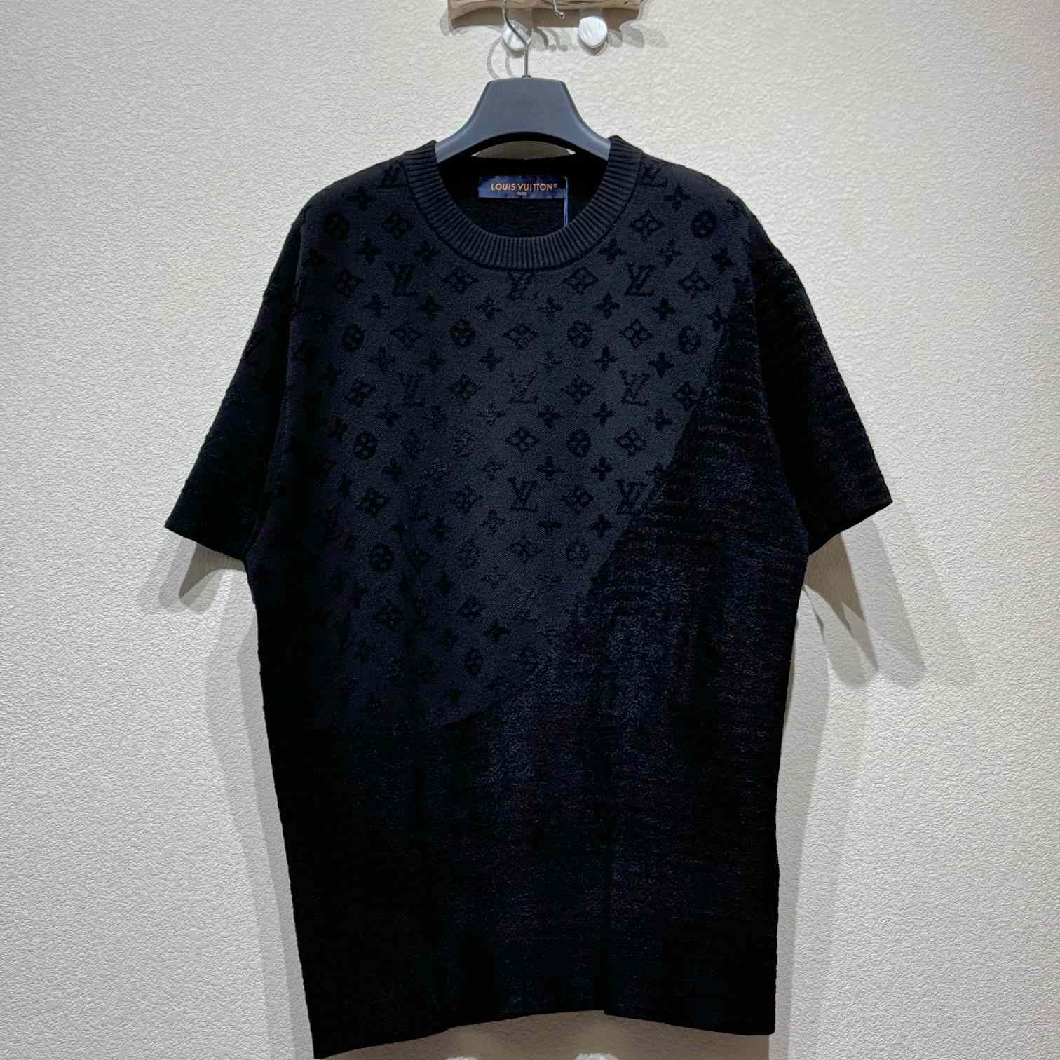 Louis Vuitton Graphic Jacquard Short-Sleeved Crewneck   1AHCMV - PerfectKickZ