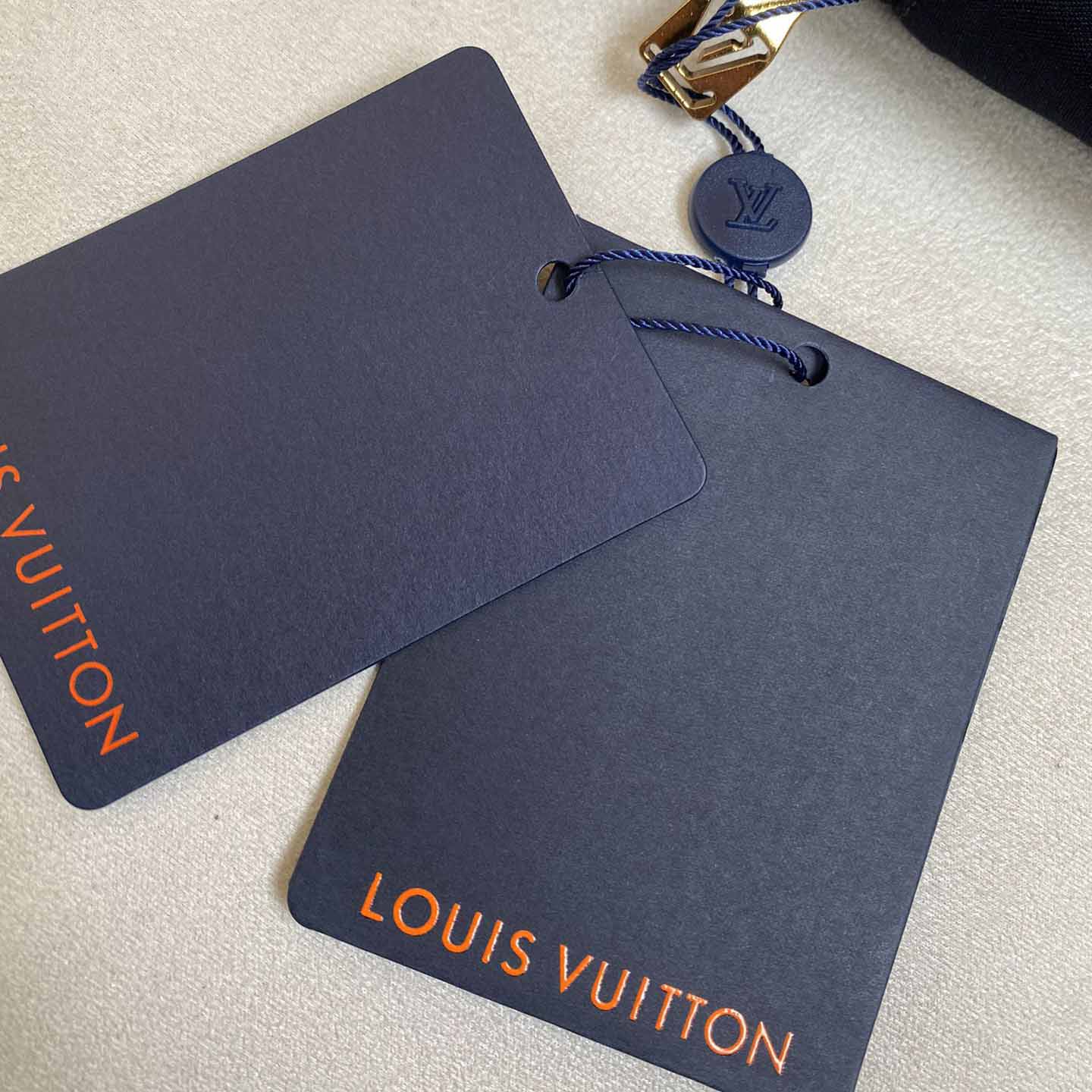 Louis Vuitton Technical Wool Parka   1AFRJD - PerfectKickZ
