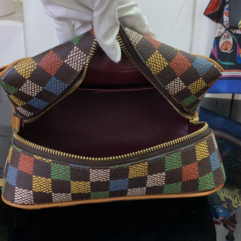 Louis Vuitton Locker Dopp Kit   N00151 - PerfectKickZ