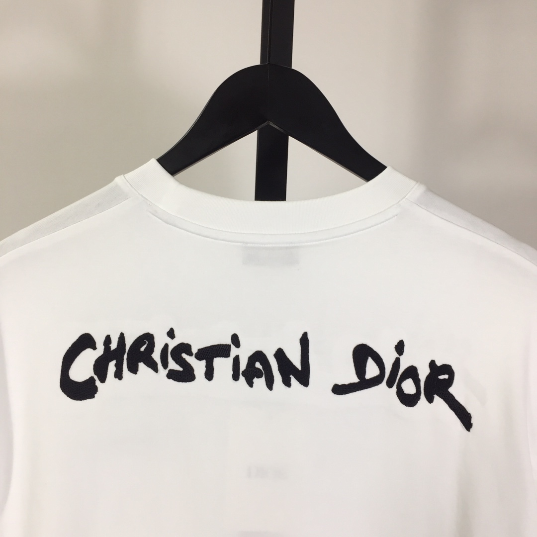 Dior Embossed Logo T-Shirt - PerfectKickZ