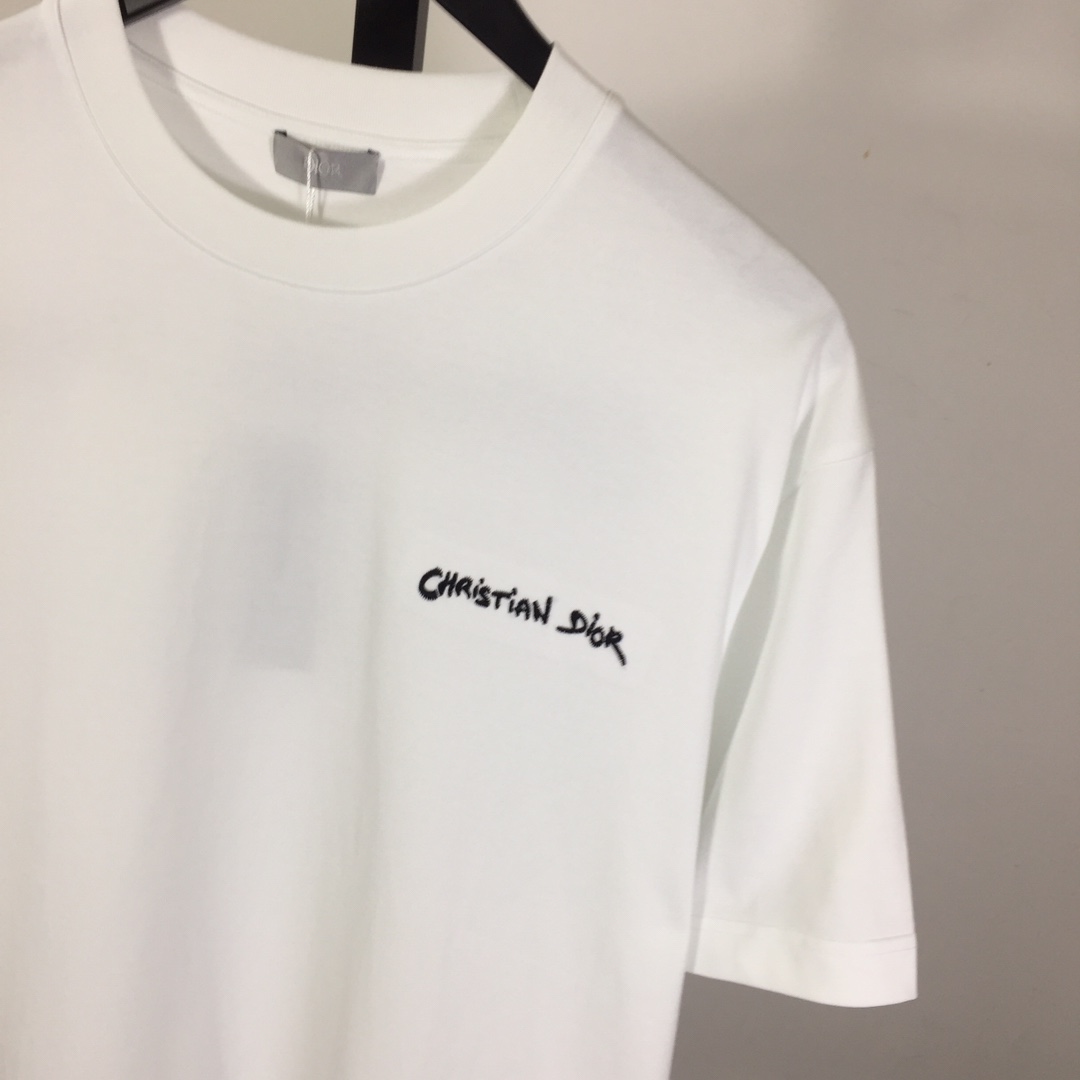 Dior Embossed Logo T-Shirt - PerfectKickZ