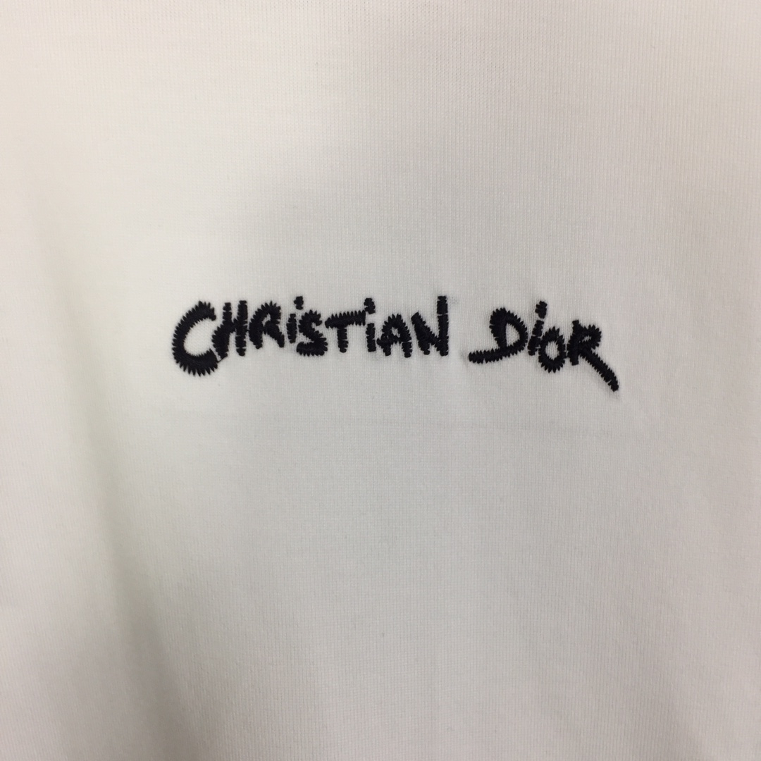 Dior Embossed Logo T-Shirt - PerfectKickZ