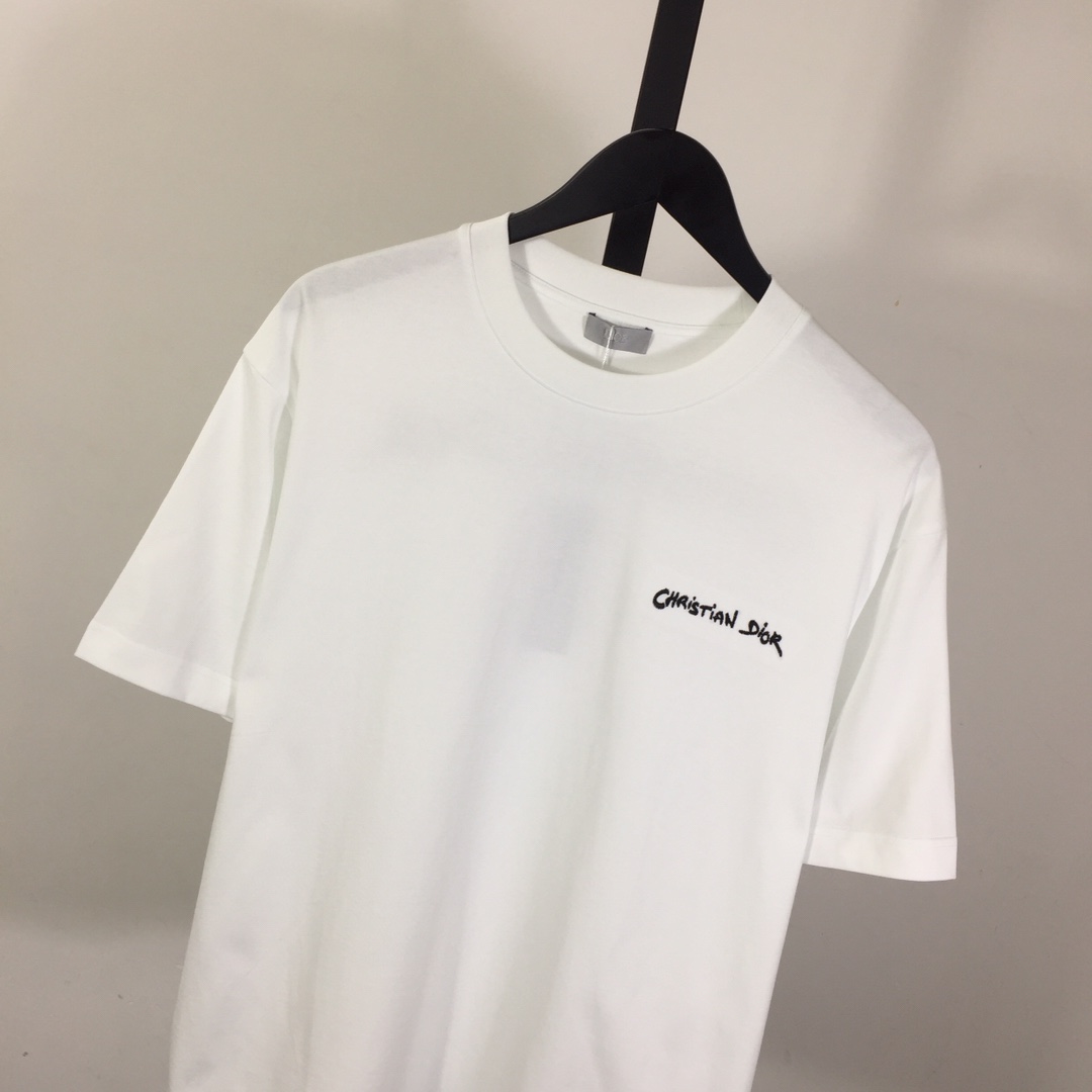 Dior Embossed Logo T-Shirt - PerfectKickZ