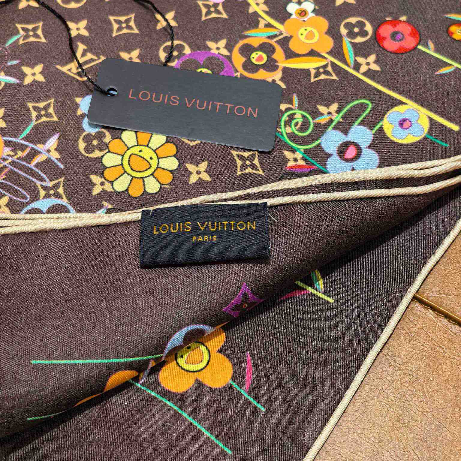 Louis Vuitton LV x TM Monogram Superflat Flowers Square 90    - PerfectKickZ