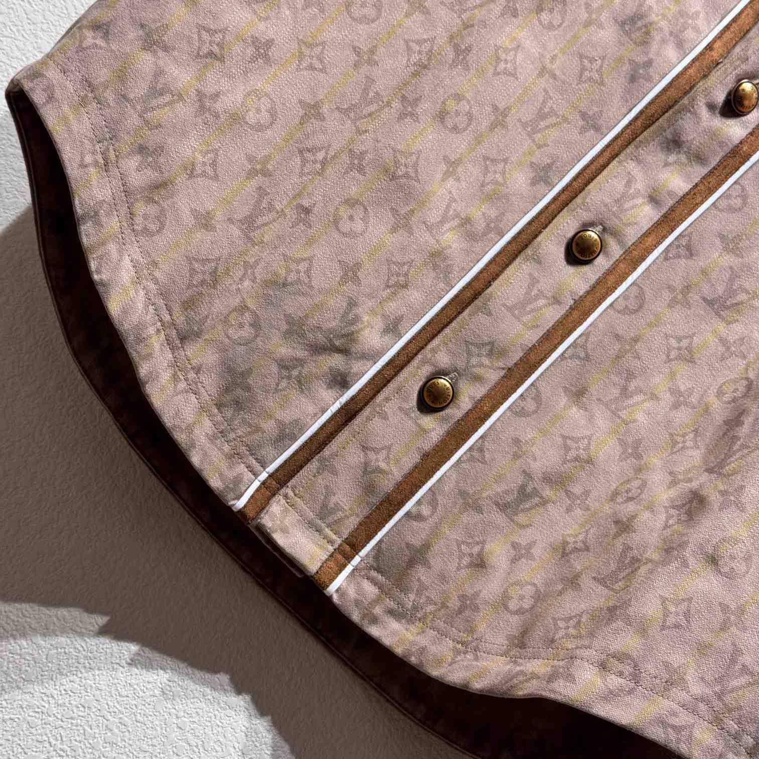 Louis Vuitton Short-Sleeved Shirt    - PerfectKickZ
