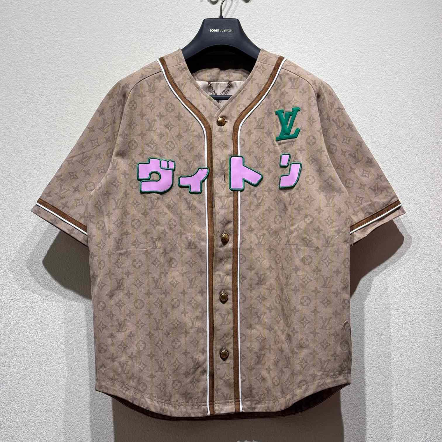 Louis Vuitton Short-Sleeved Shirt    - PerfectKickZ
