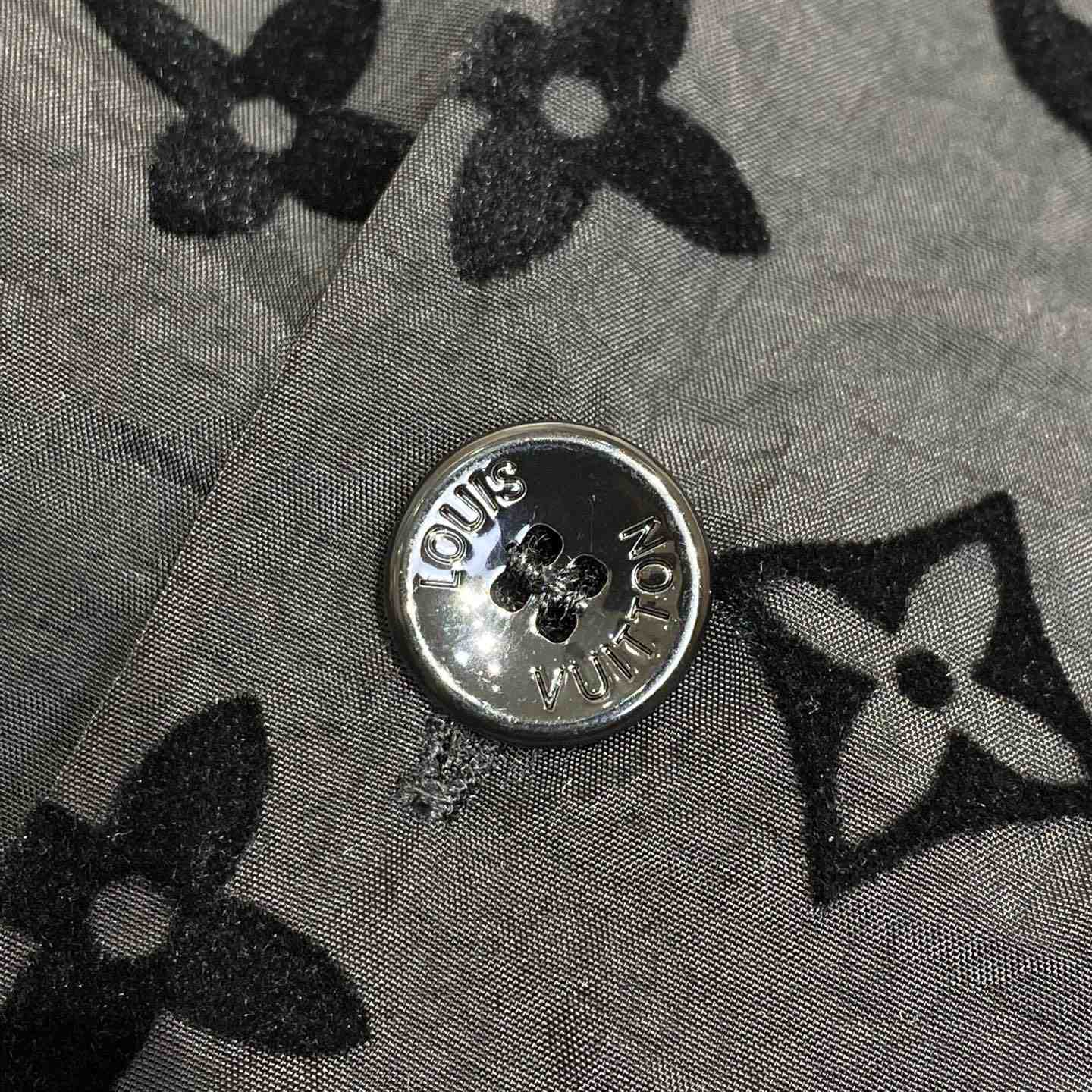 Louis Vuitton Flocked  Monogram Short-Sleeved Shirt - PerfectKickZ
