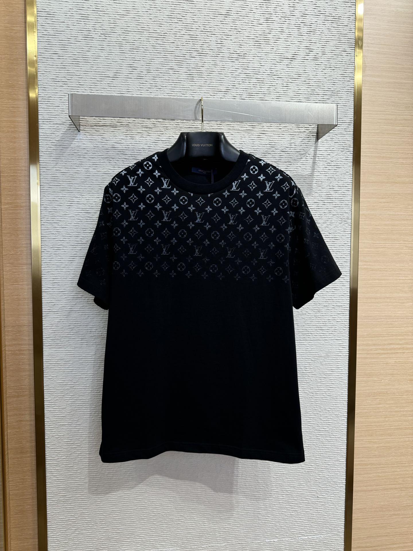 Louis Vuitton Monogram T-shirt - PerfectKickZ