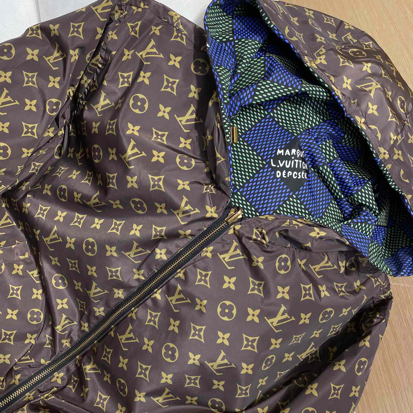 Louis Vuitton Damier Reversible Windbreaker   1AHBIS - PerfectKickZ