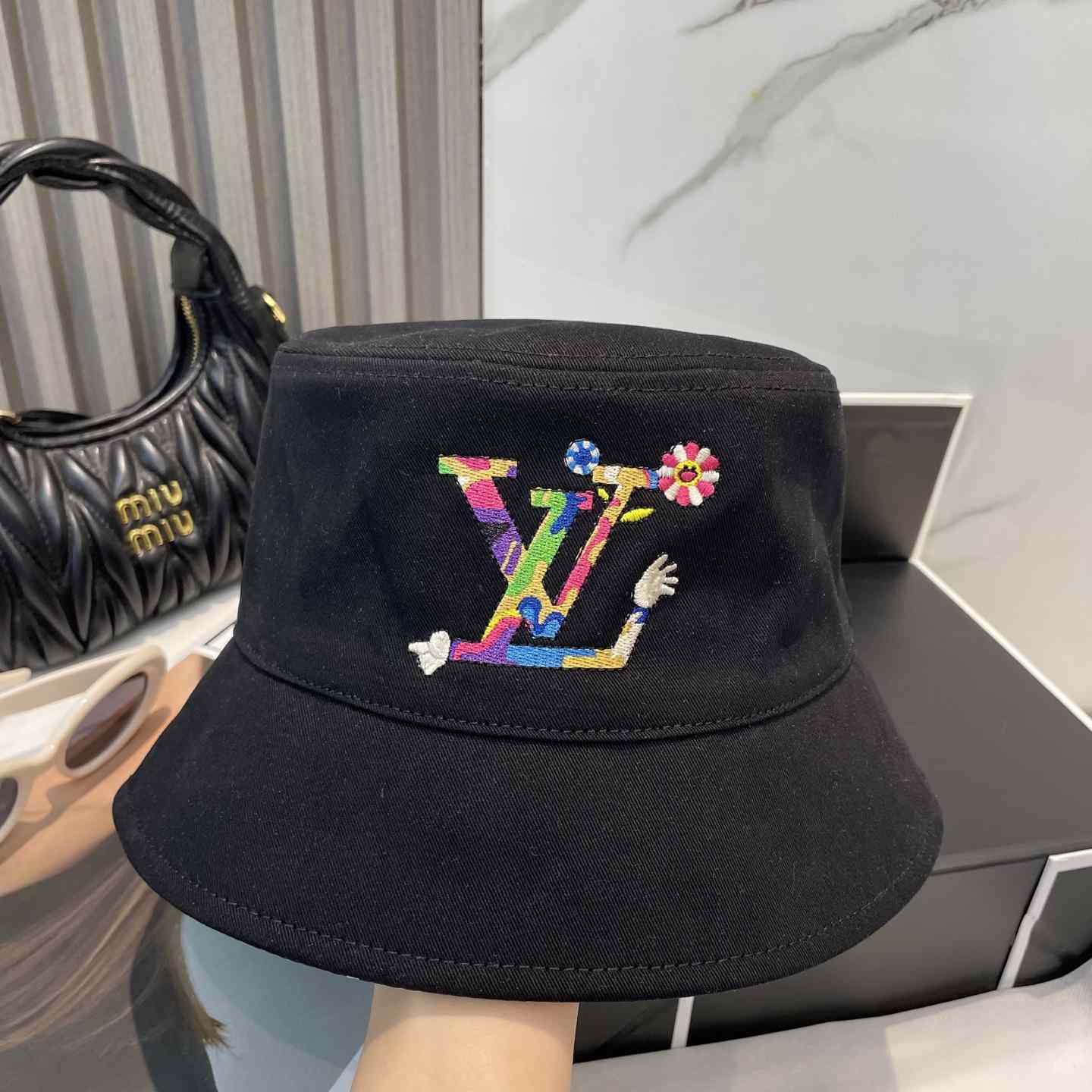 Louis Vuitton LV x TM Reversible Superflat Bucket Hat   M7985 - PerfectKickZ