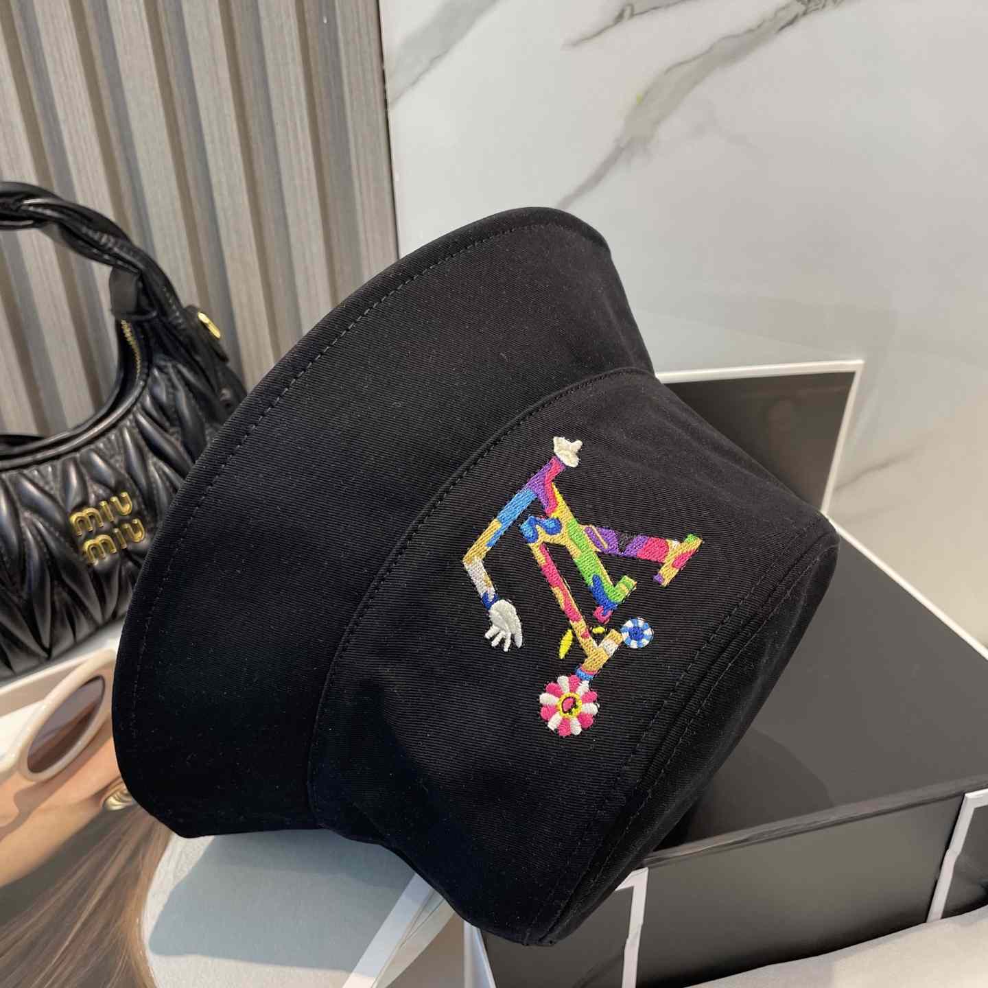 Louis Vuitton LV x TM Reversible Superflat Bucket Hat   M7985 - PerfectKickZ