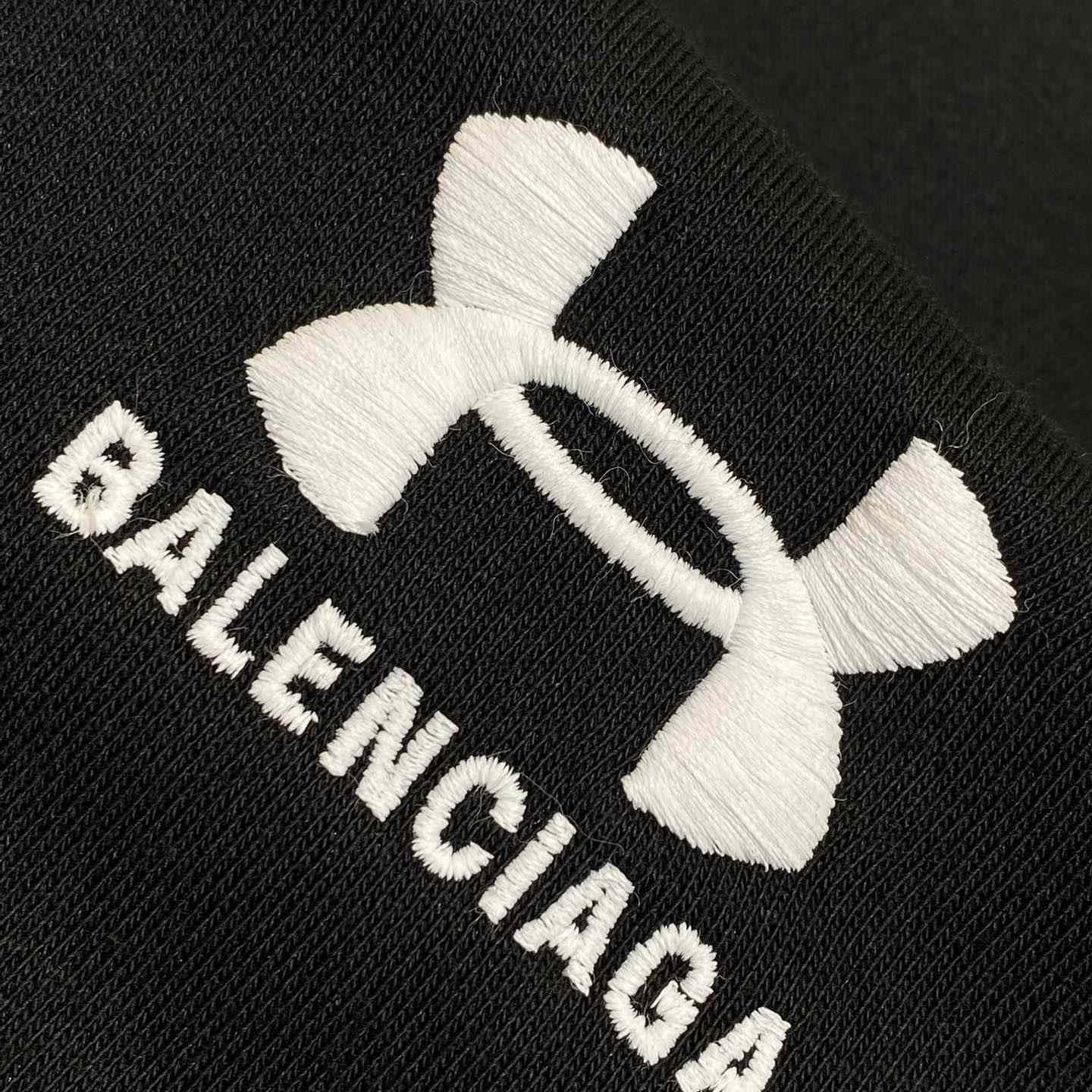 Balenciaga Under Armour® Baggy Sweatpants - PerfectKickZ