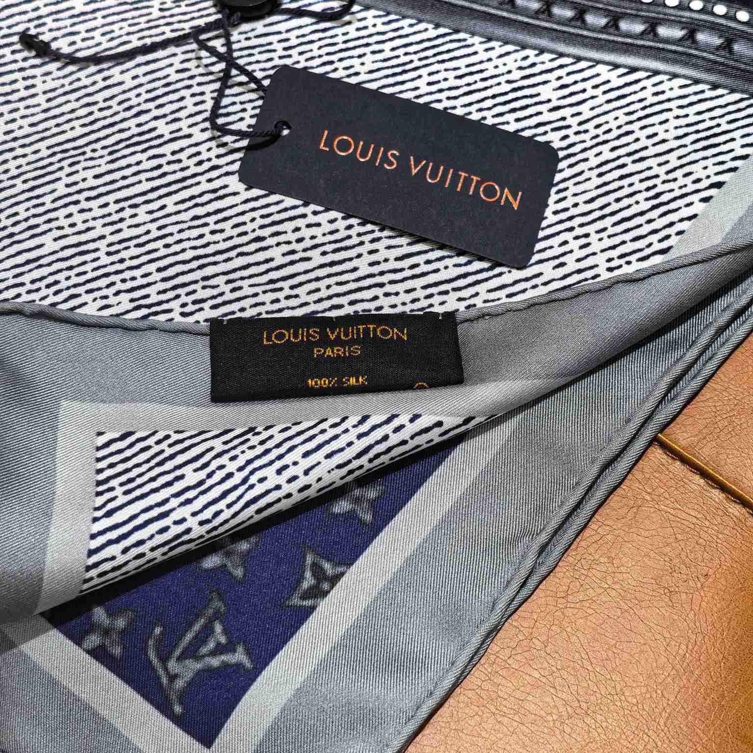 Louis Vuitton Time Trunk Square 90   - PerfectKickZ