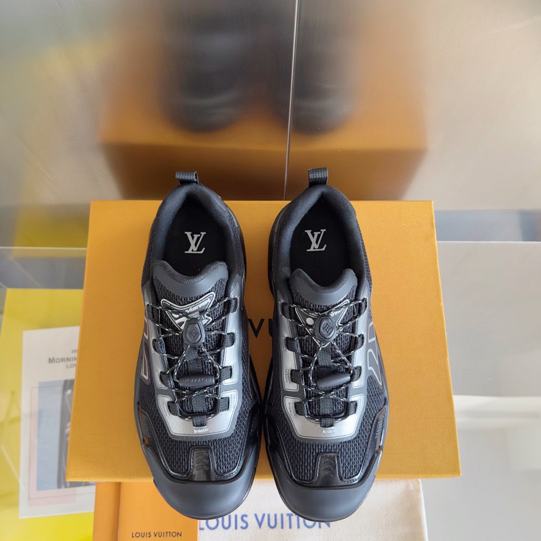 Louis Vuitton LV Runner Tatic Sneaker   1ADGZW - PerfectKickZ