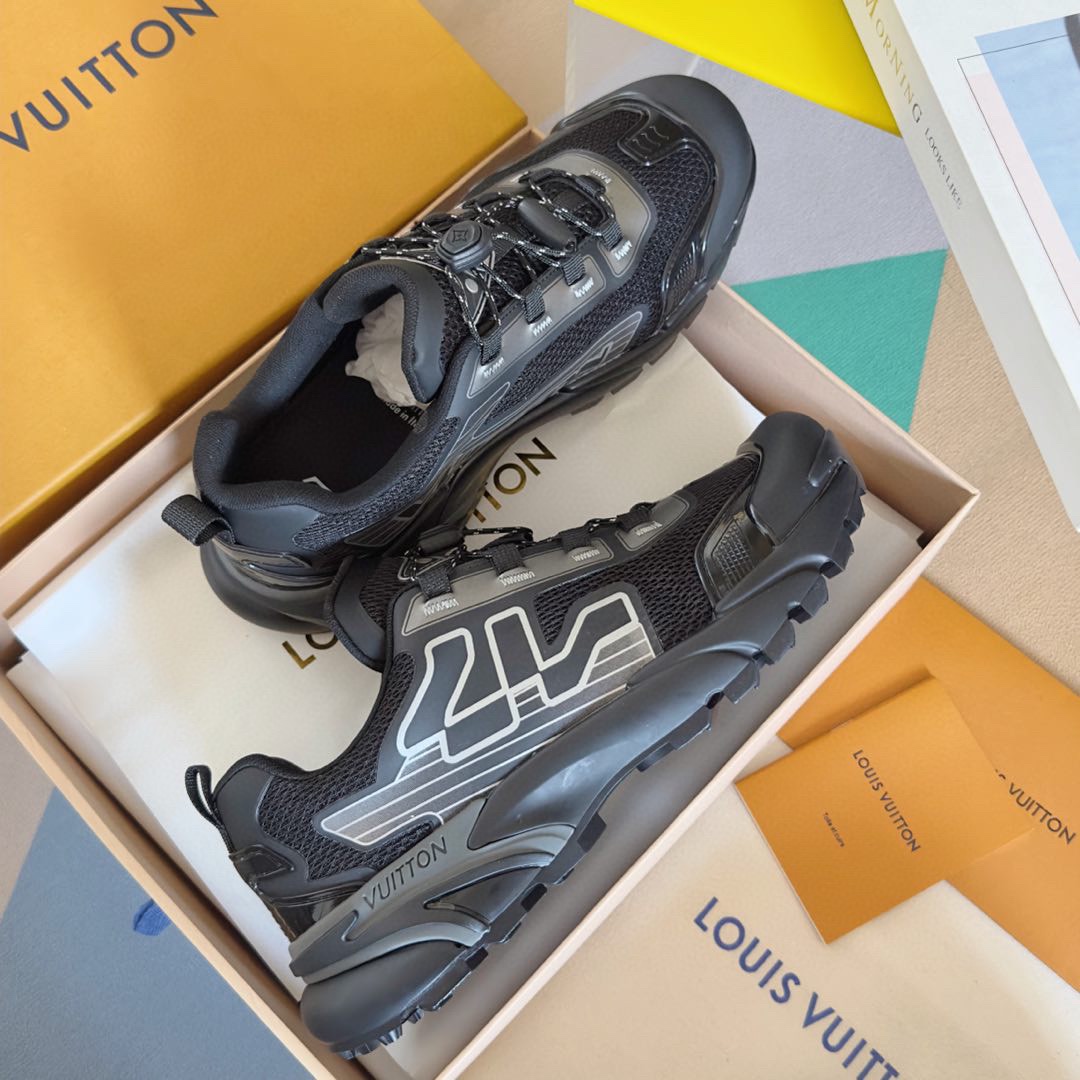 Louis Vuitton LV Runner Tatic Sneaker   1ADGZW - PerfectKickZ