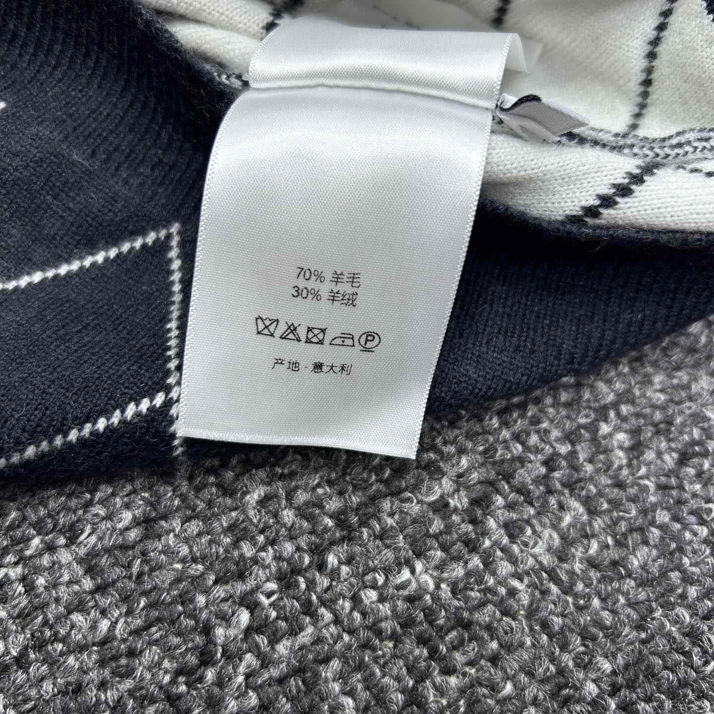 Dior Tied Collar Sweater  - PerfectKickZ