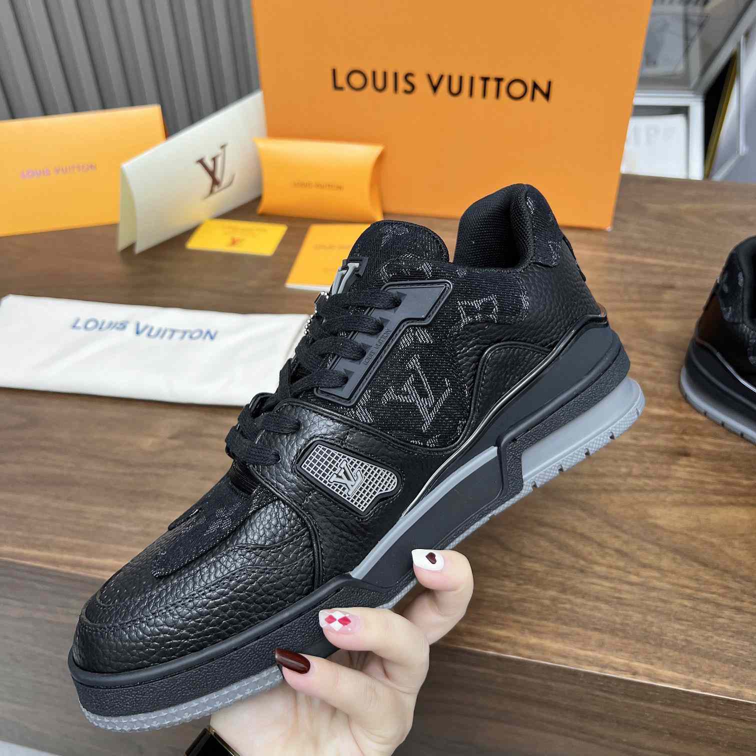 Louis Vuitton LV Trainer Sneaker    1A9IPP - PerfectKickZ