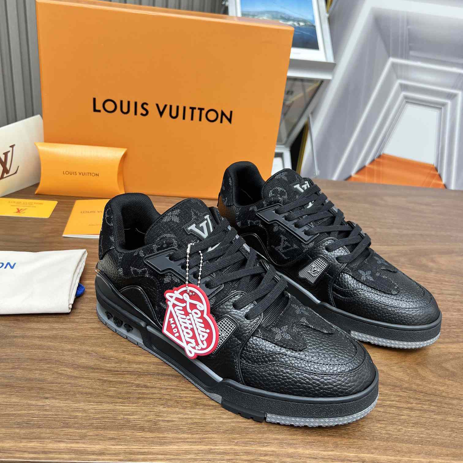 Louis Vuitton LV Trainer Sneaker    1A9IPP - PerfectKickZ