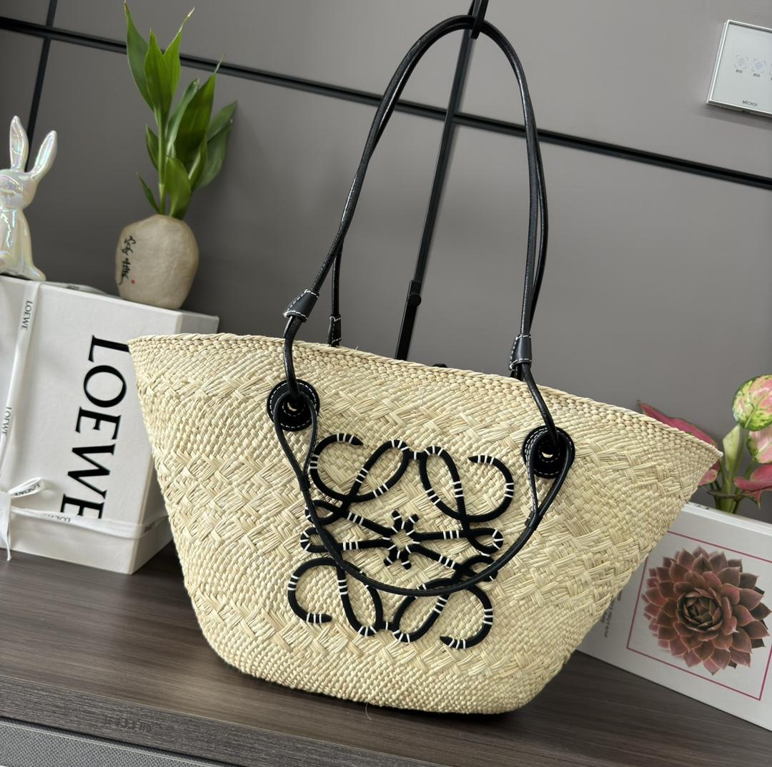 Loewe Medium Anagram Basket Bag In Iraca Palm And Calfskin - PerfectKickZ