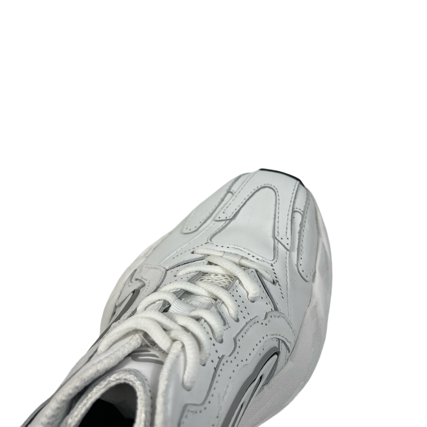 Balenciaga Monday Shoe In White,black And Grey Cowskin And Polyester - PerfectKickZ
