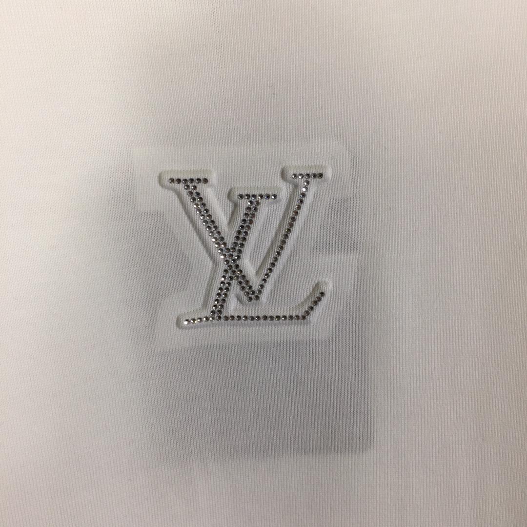 Louis Vuitton Embossed LV T-Shirt - PerfectKickZ