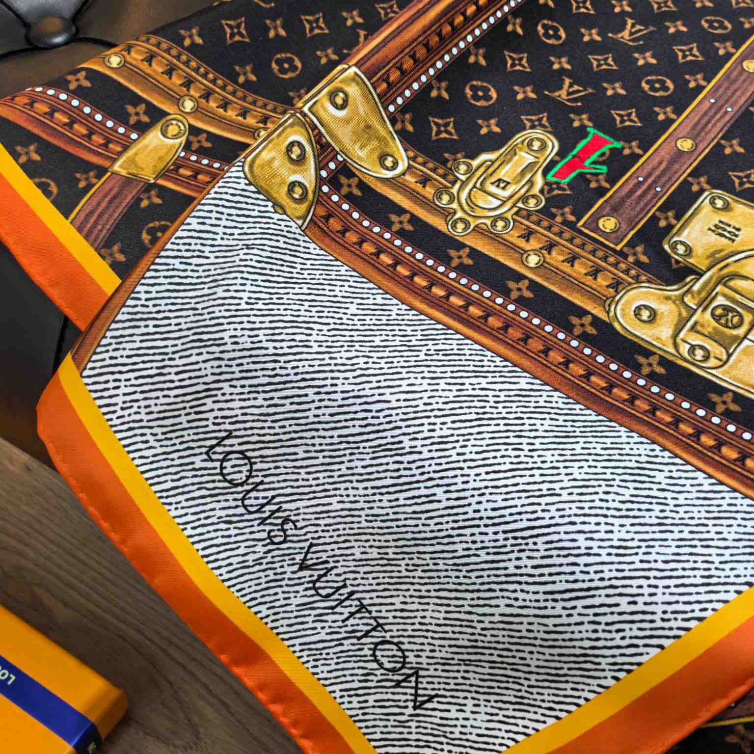 Louis Vuitton Time Trunk Square 90  M94096 - PerfectKickZ