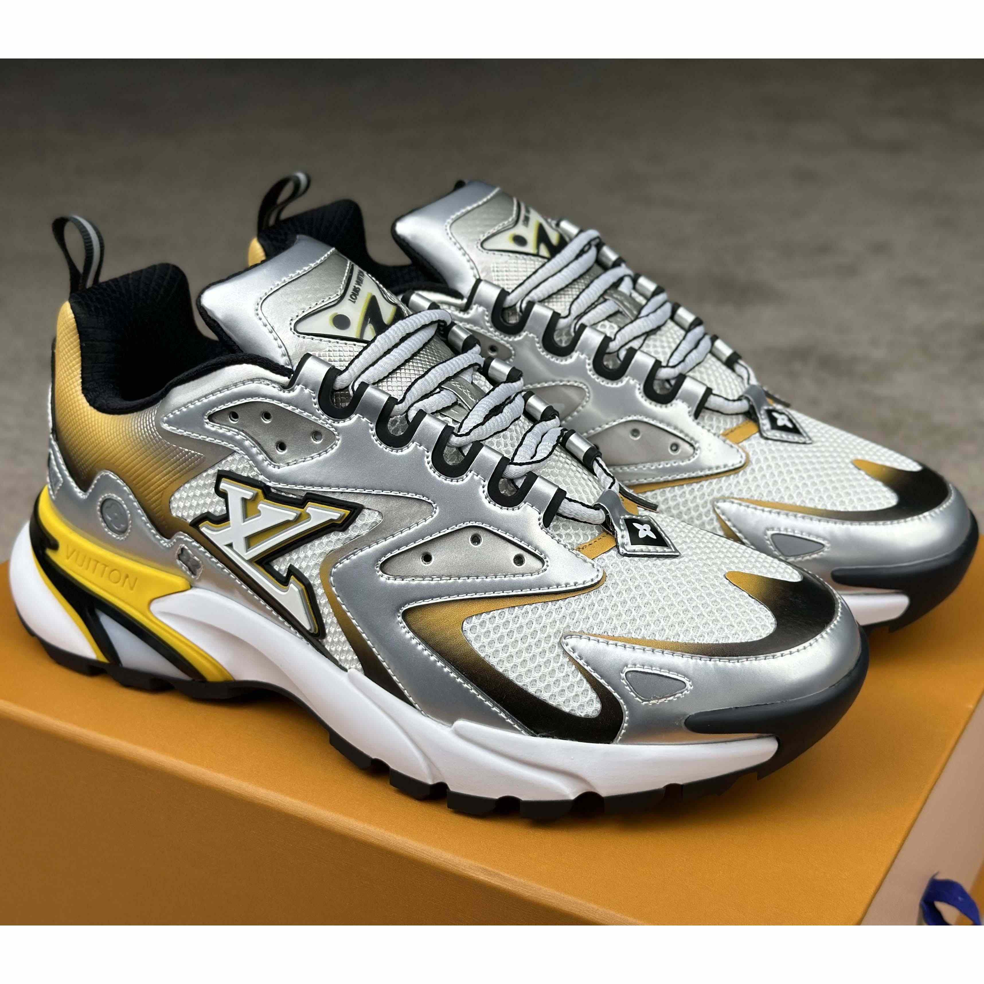 Louis Vuitton LV Runner Tatic Sneaker  1ADI77 - PerfectKickZ