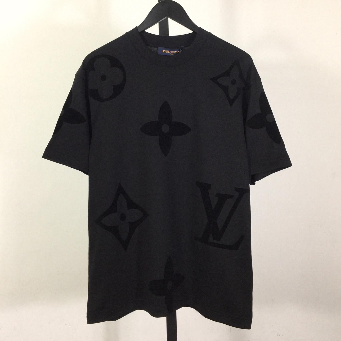 Louis Vuitton Monogram Cotton T-Shirt   1AFYF0 - PerfectKickZ