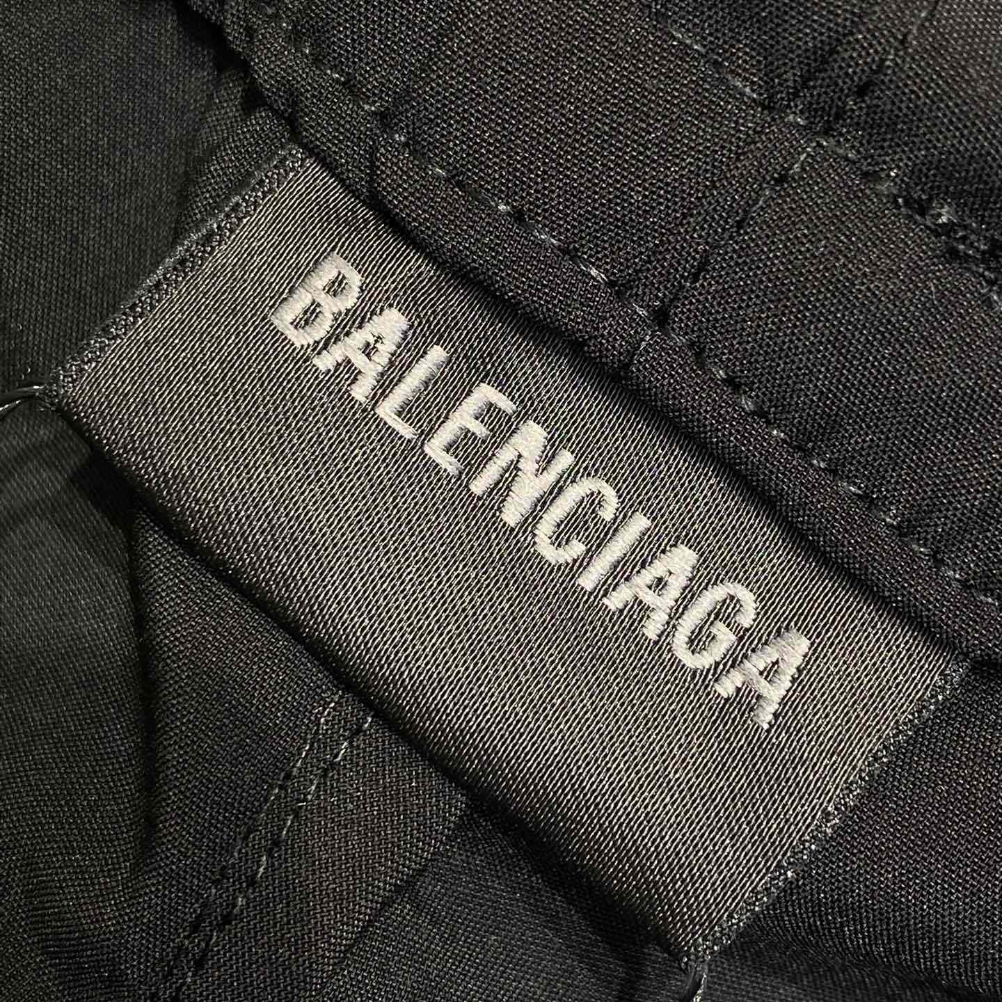 Balenciaga Fitted Tracksuit Pants In Black - PerfectKickZ