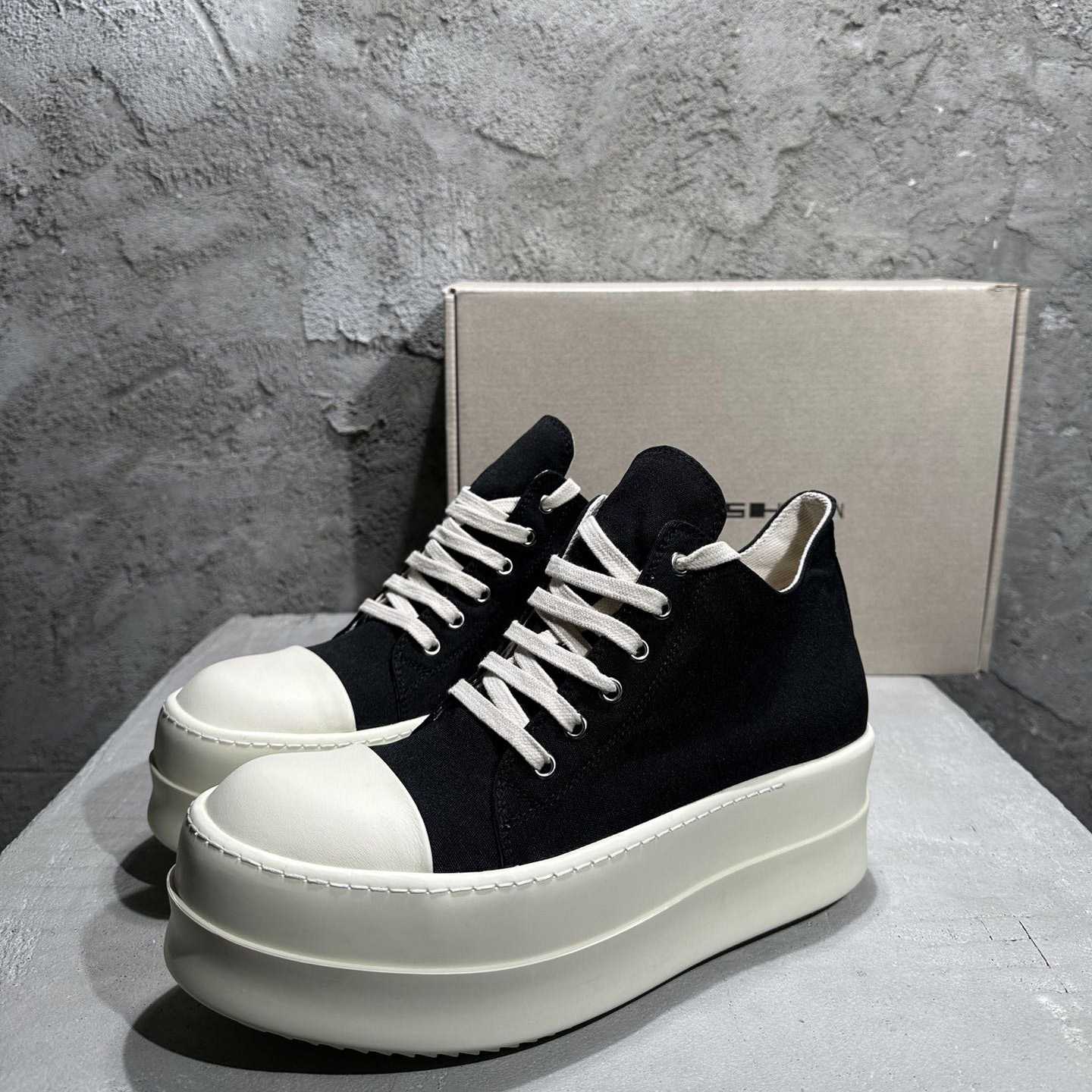 Rick Owens Low-Top Sneakers - PerfectKickZ
