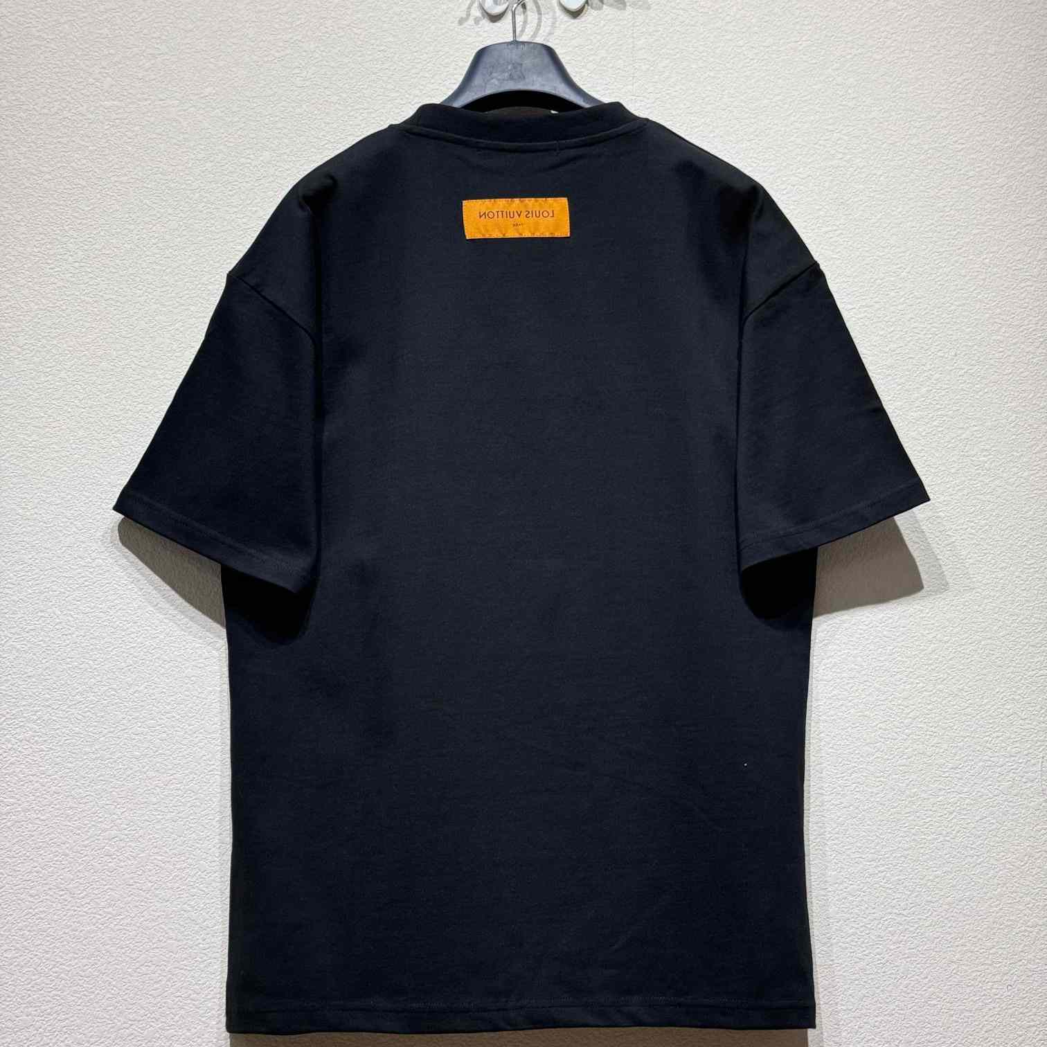 Louis Vuitton Short-Sleeved T-Shirt   - PerfectKickZ