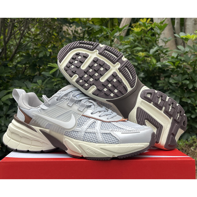 Nike V2K Sneaker        FD0736-202 - PerfectKickZ