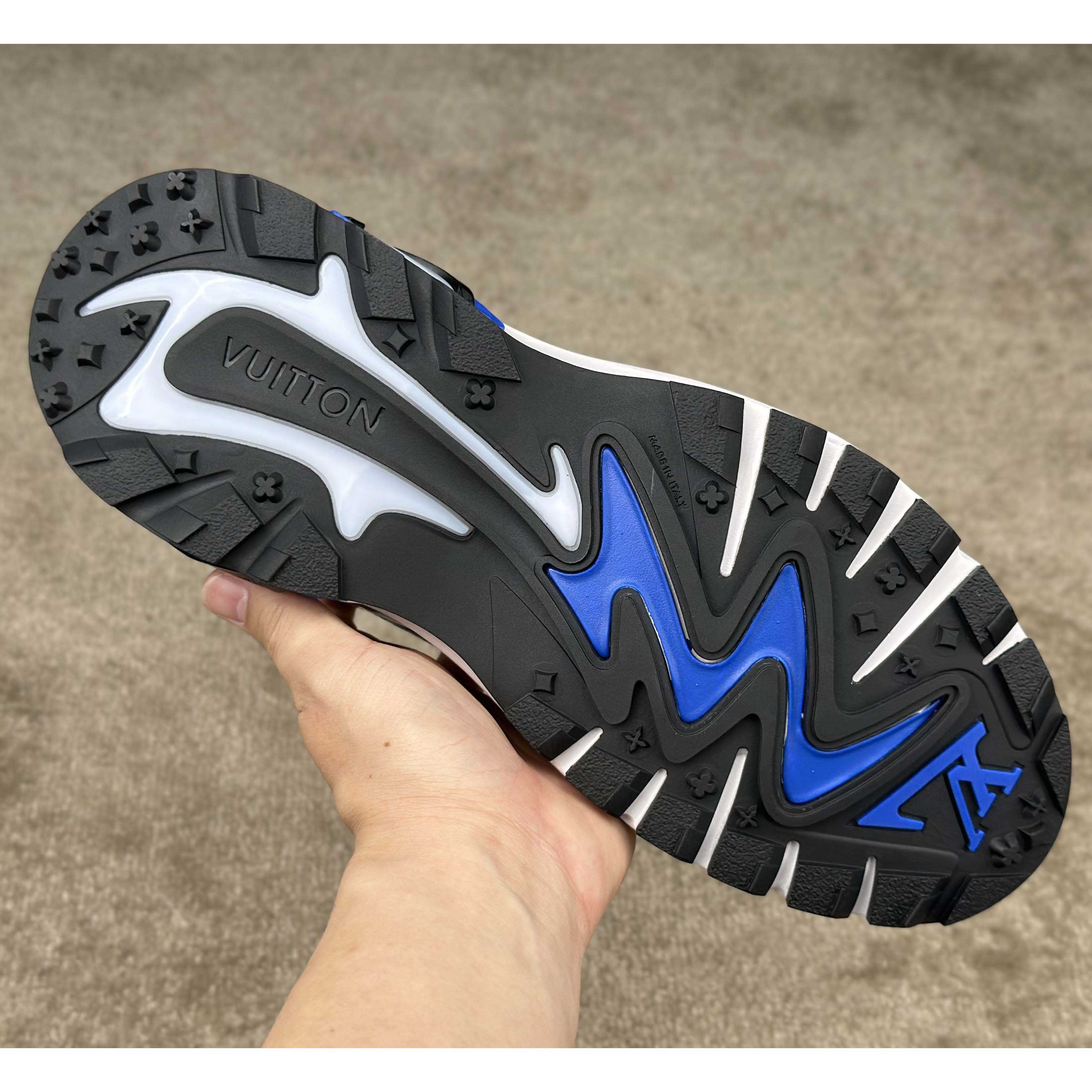 Louis Vuitton LV Runner Tatic Sneaker  1ADI69 - PerfectKickZ