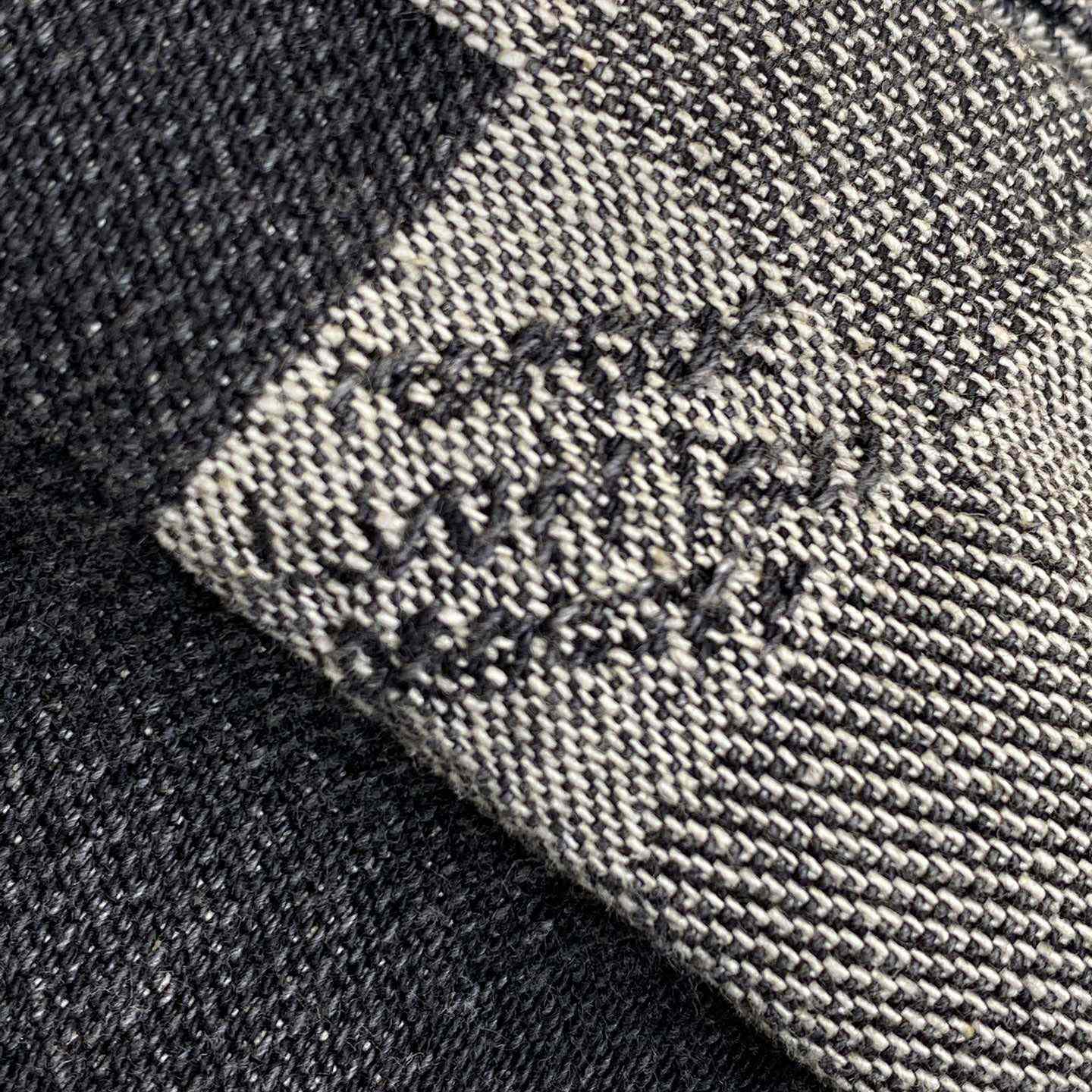 Louis Vuitton Damoflage Classic Denim Jacket  1AHEBG - PerfectKickZ